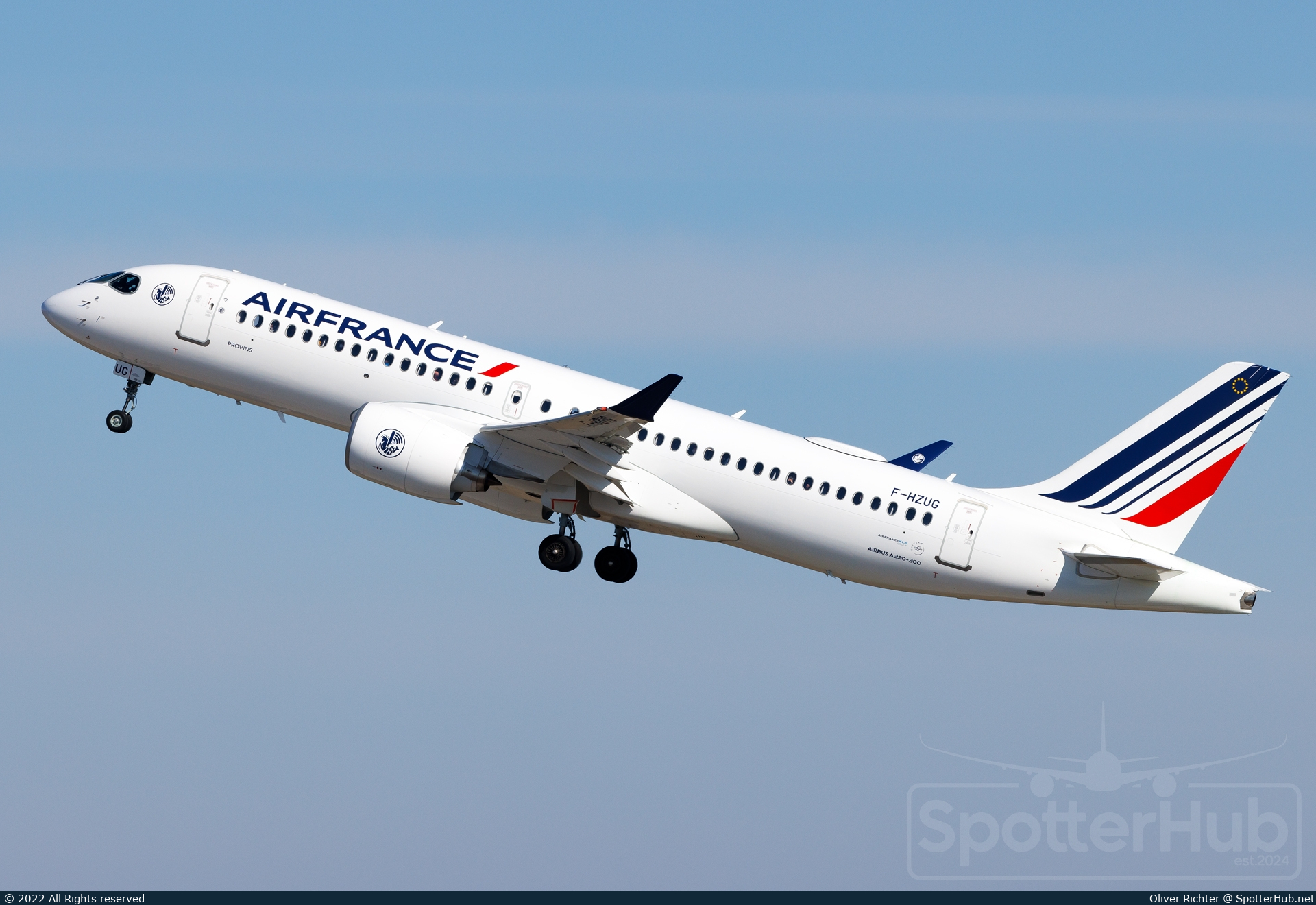 Photo of F-HZUG - Airbus A220-300 operated by Air France