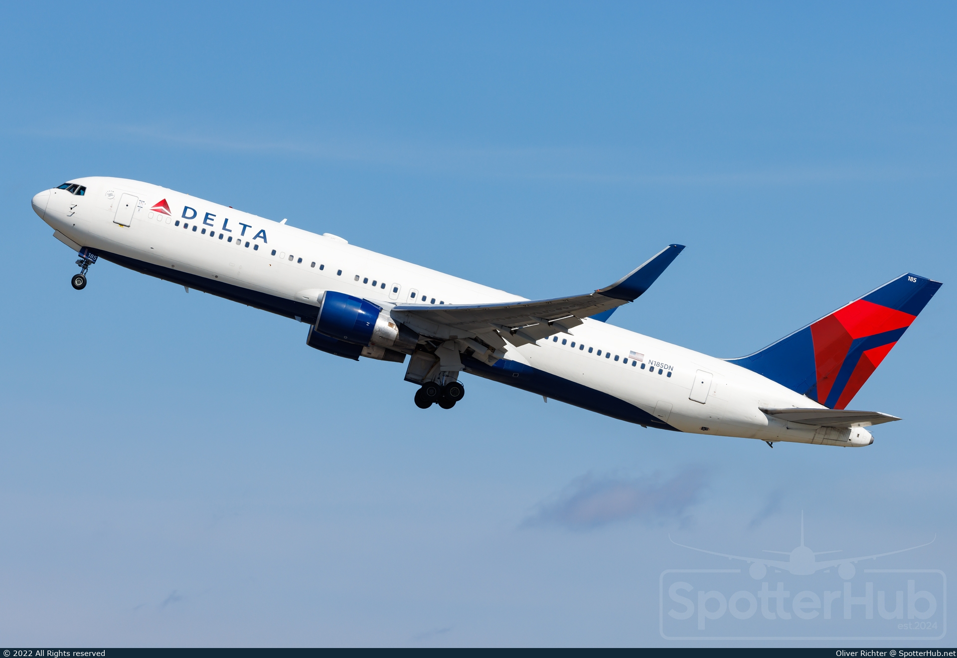 Photo of N185DN - Boeing 767-332(ER) operated by Delta Air Lines