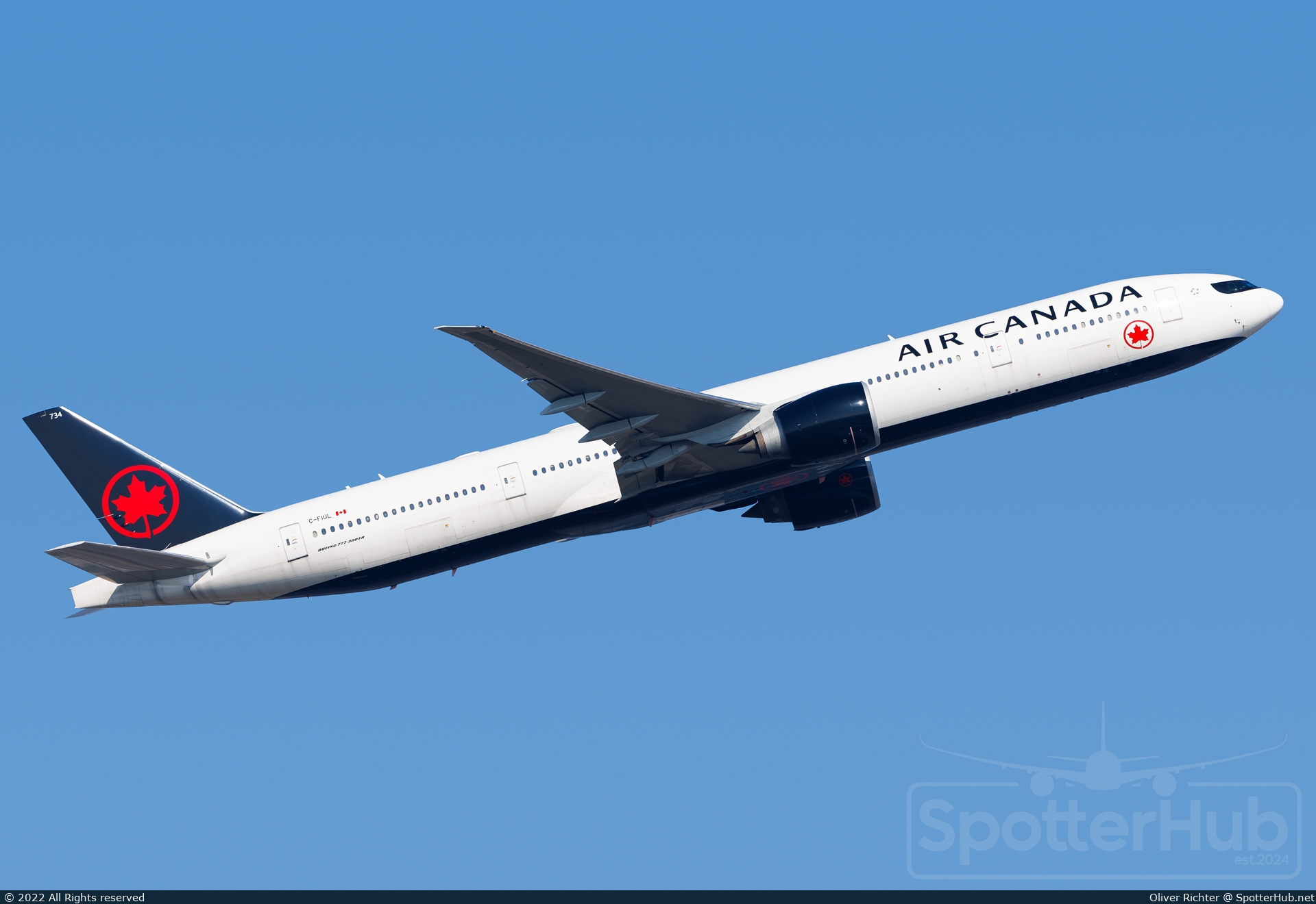 Photo of C-FIUL - Boeing 777-333(ER) operated by Air Canada