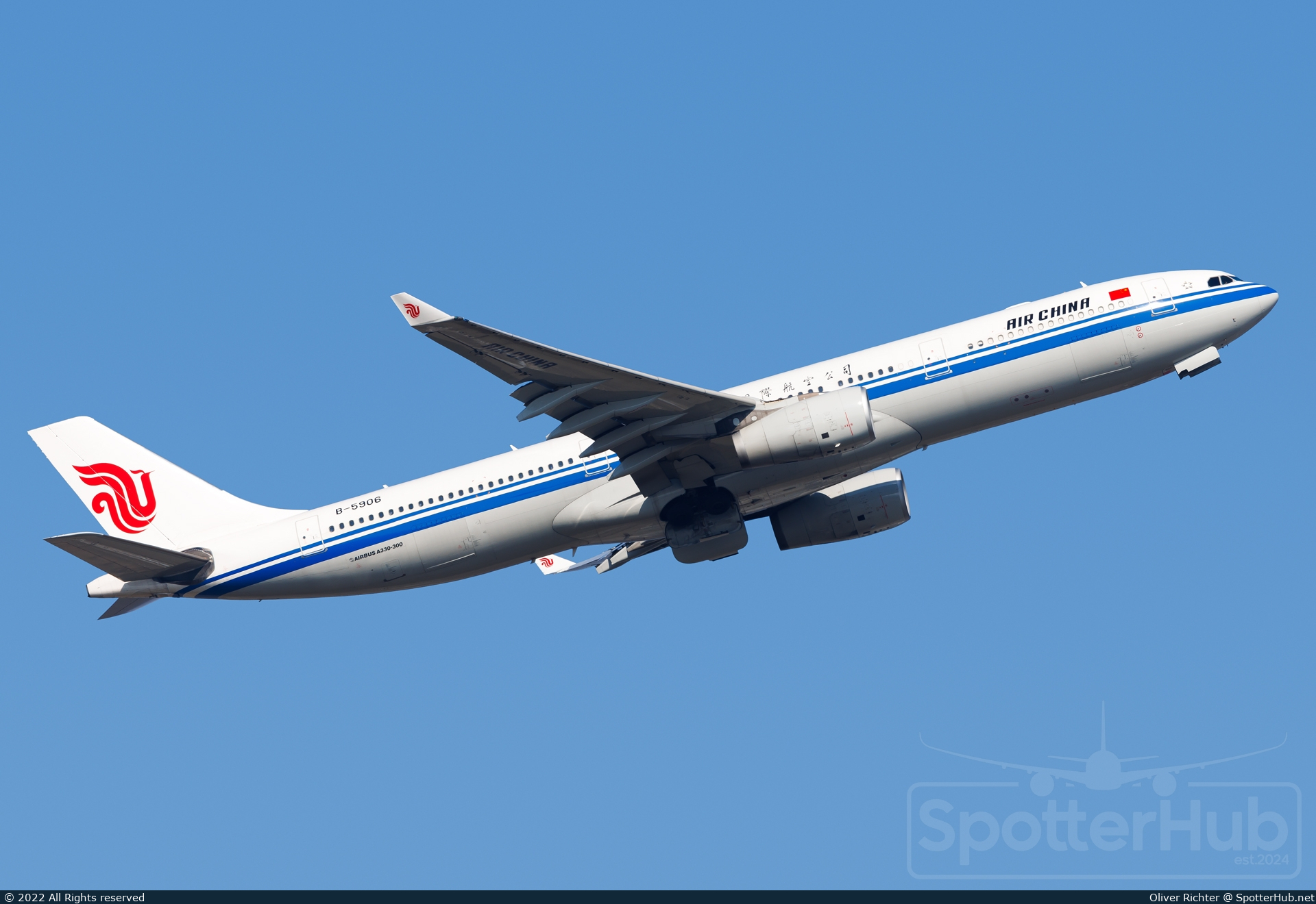 Photo of B-5906 - Airbus A330-343 operated by Air China