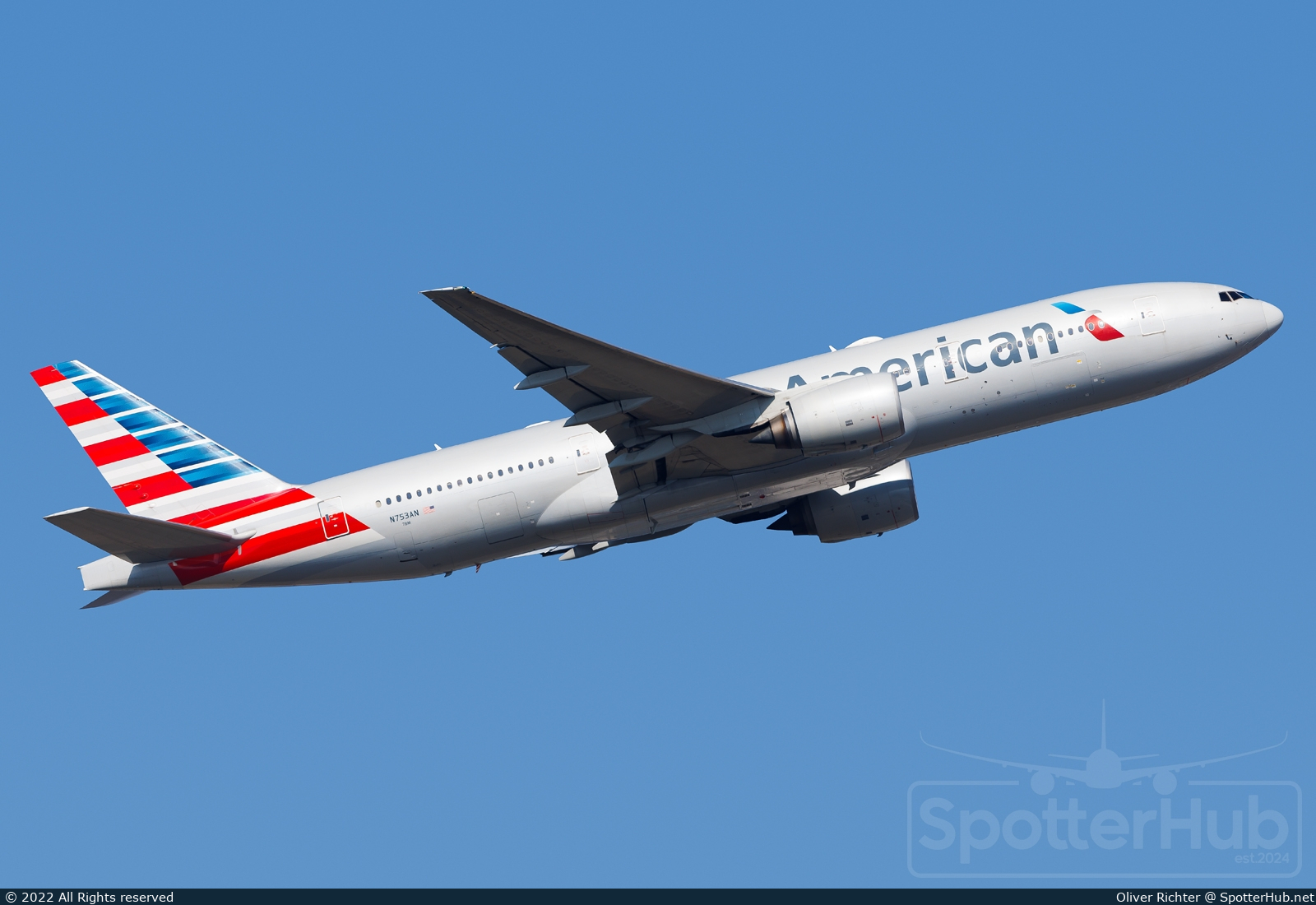 Photo of N753AN - Boeing 777-223(ER) operated by American Airlines