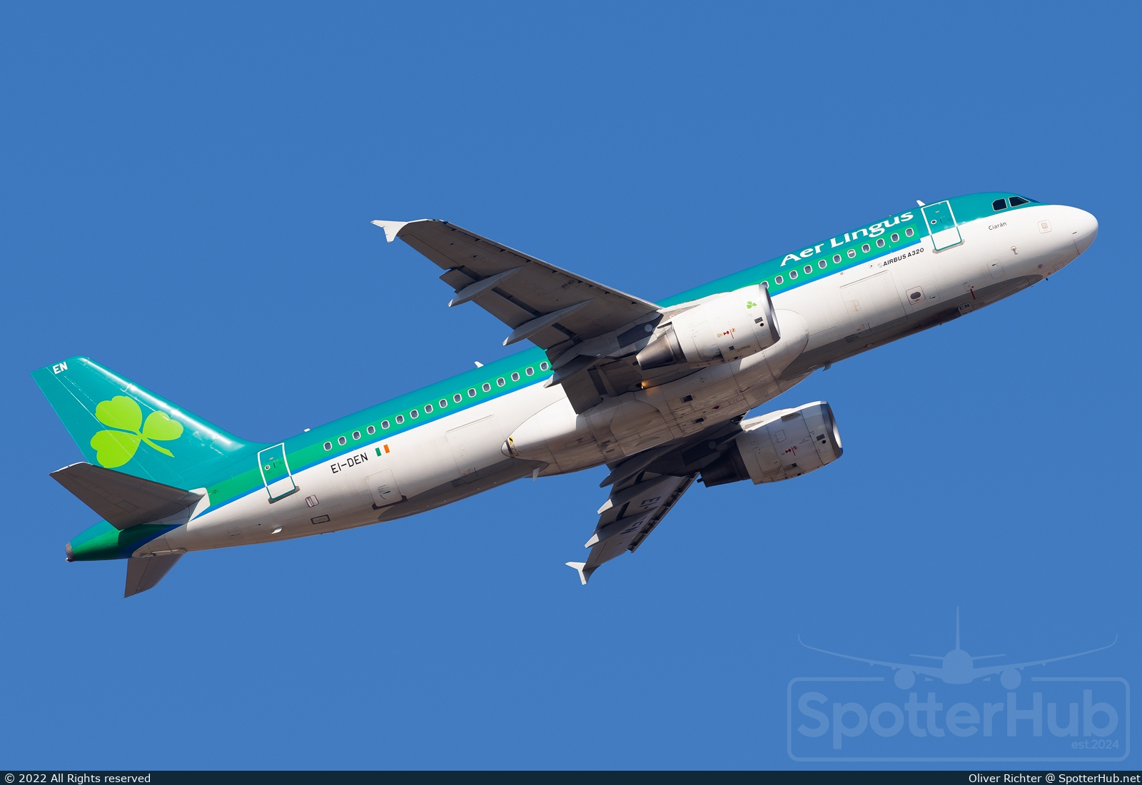 Photo of EI-DEN - Airbus A320-214 operated by Aer Lingus