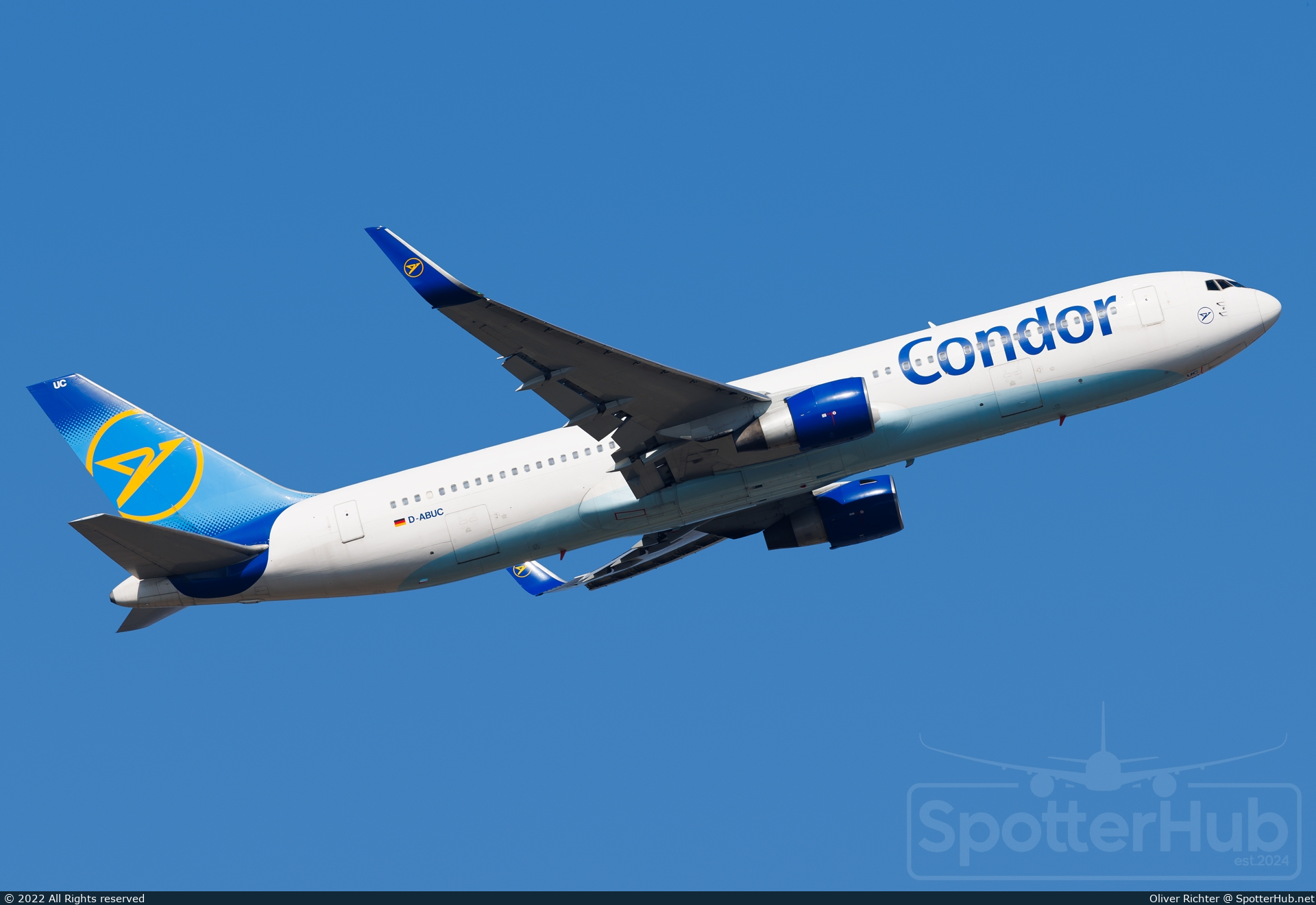Photo of D-ABUC - Boeing 767-330(ER) operated by Condor