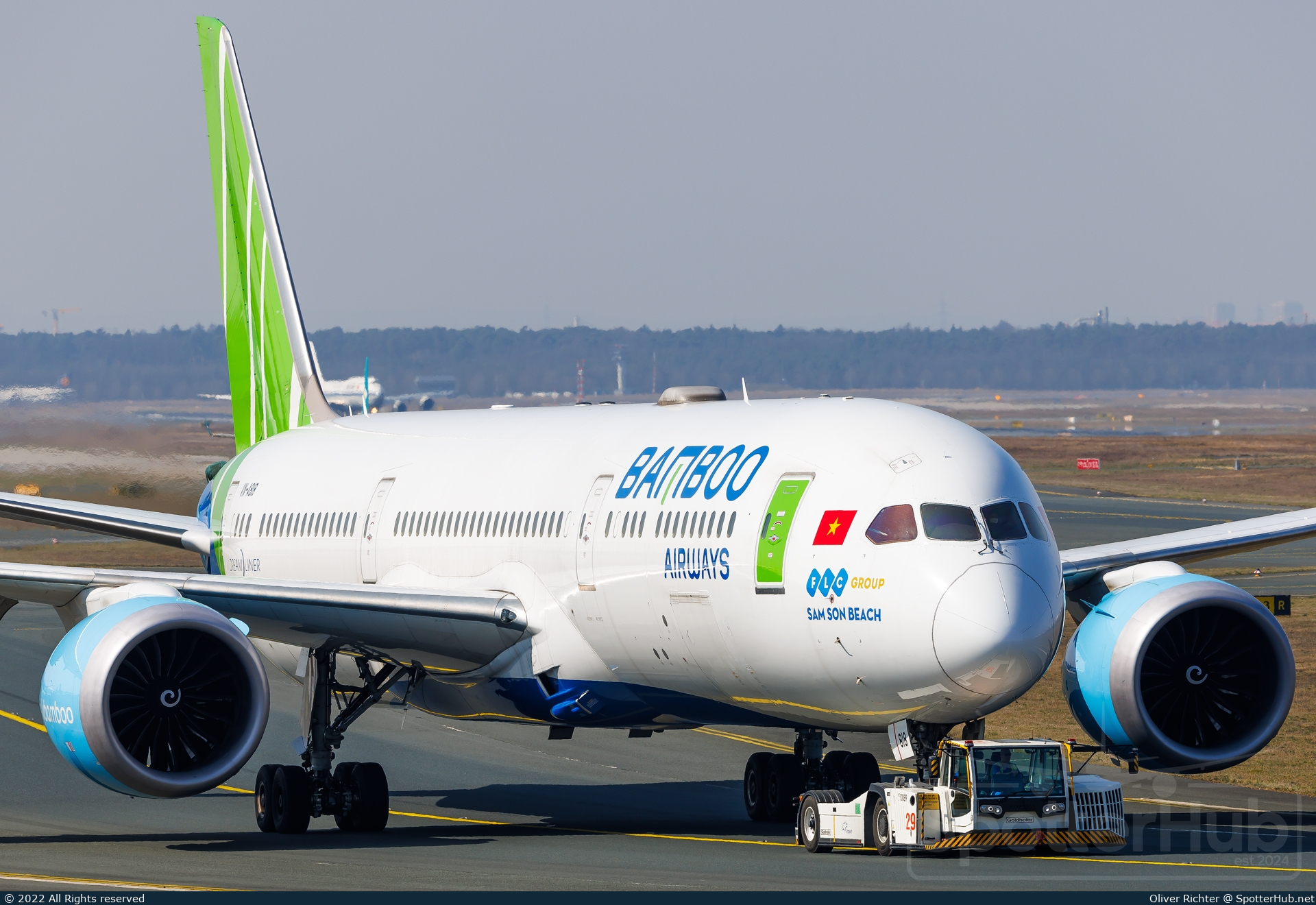 Photo of VN-A818 - Boeing 787-9 Dreamliner operated by Bamboo Airways