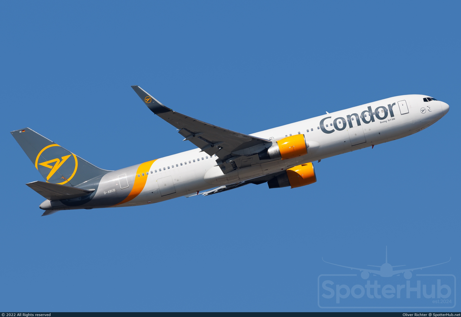 Photo of D-ABUB - Boeing 767-330(ER) operated by Condor