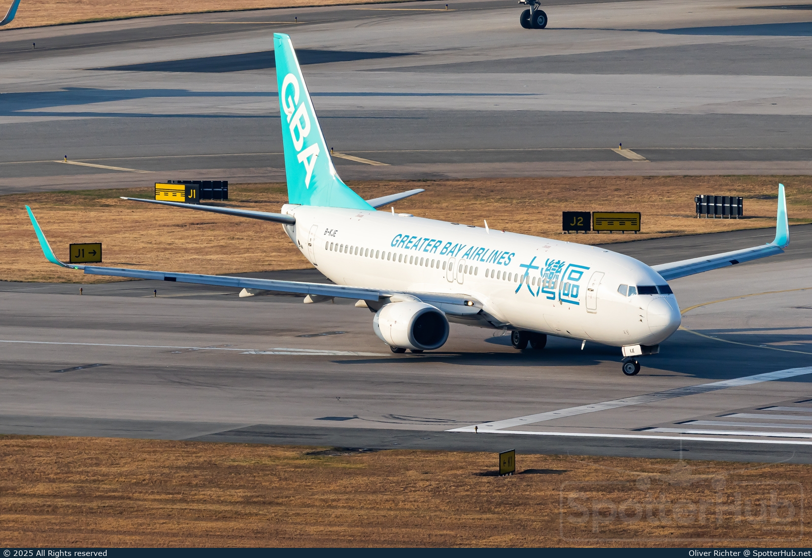 Photo of B-KJE - Boeing 737-83Z operated by Greater Bay Airlines