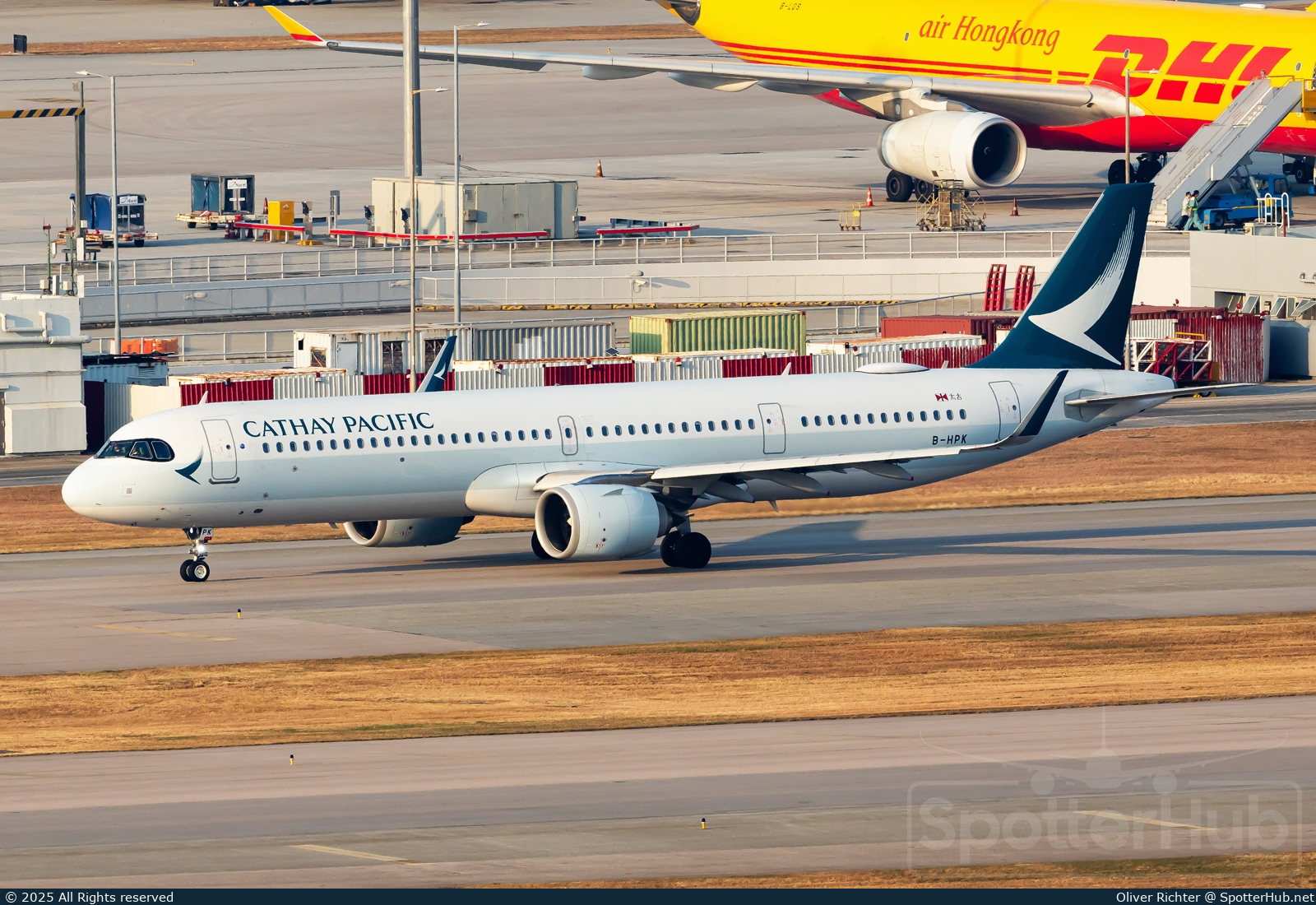Photo of B-HPK - Airbus A321-251NX operated by Cathay Pacific Airways