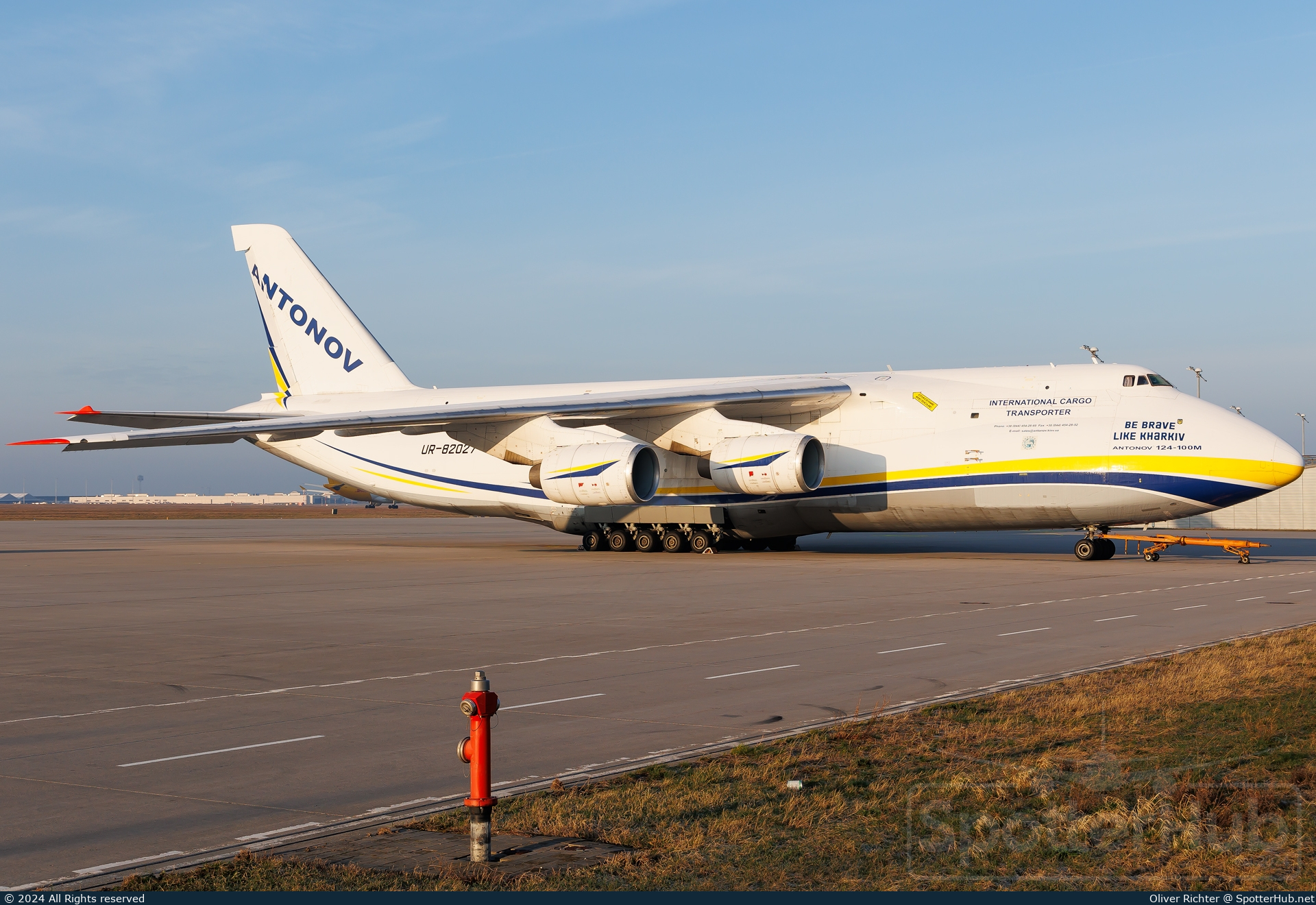 Photo of UR-82027 - Antonov An-124-100M Ruslan operated by Antonov Airlines