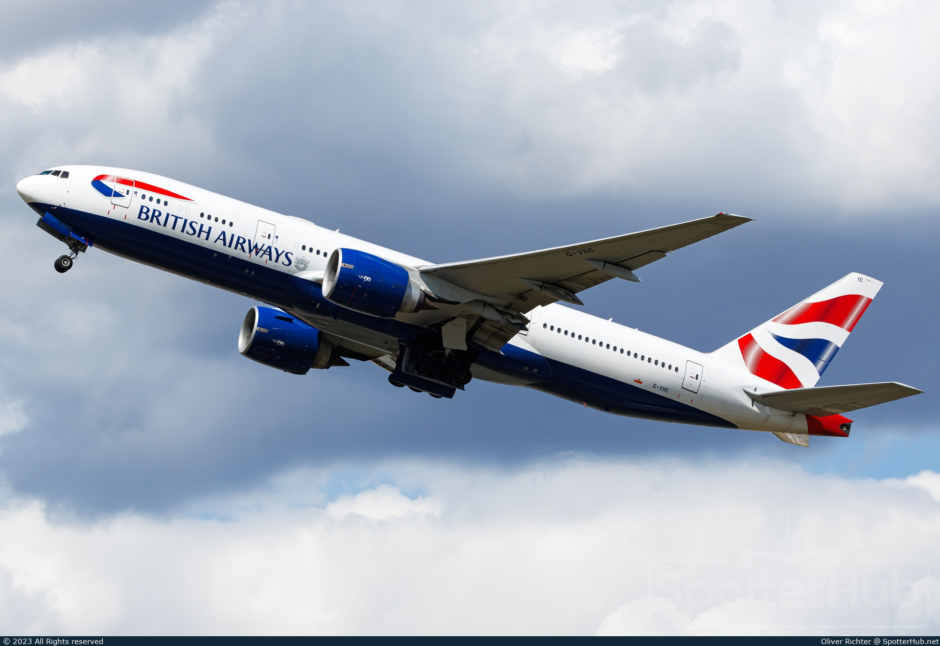 Photo of G-VIIC - Boeing 777-236(ER) operated by British Airways