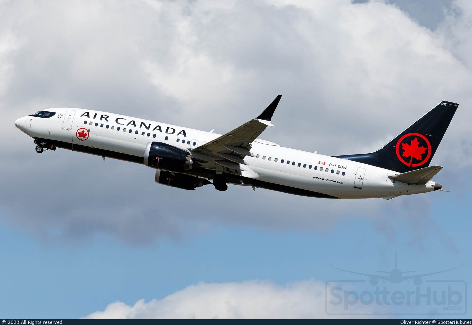 Photo of C-FSDW - Boeing 737 MAX 8 operated by Air Canada