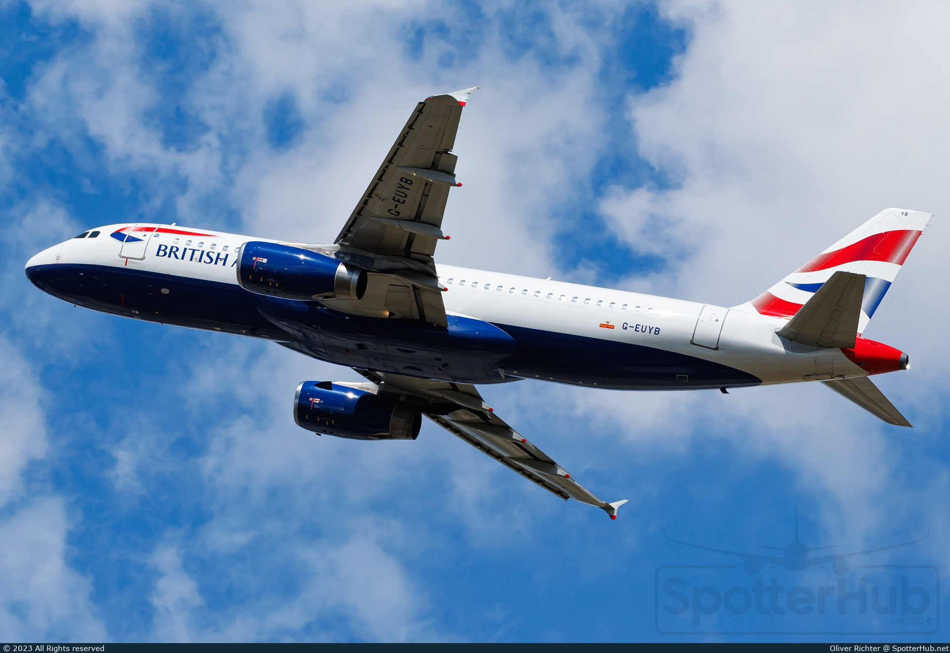 Photo of G-EUYB - Airbus A320-232 operated by British Airways