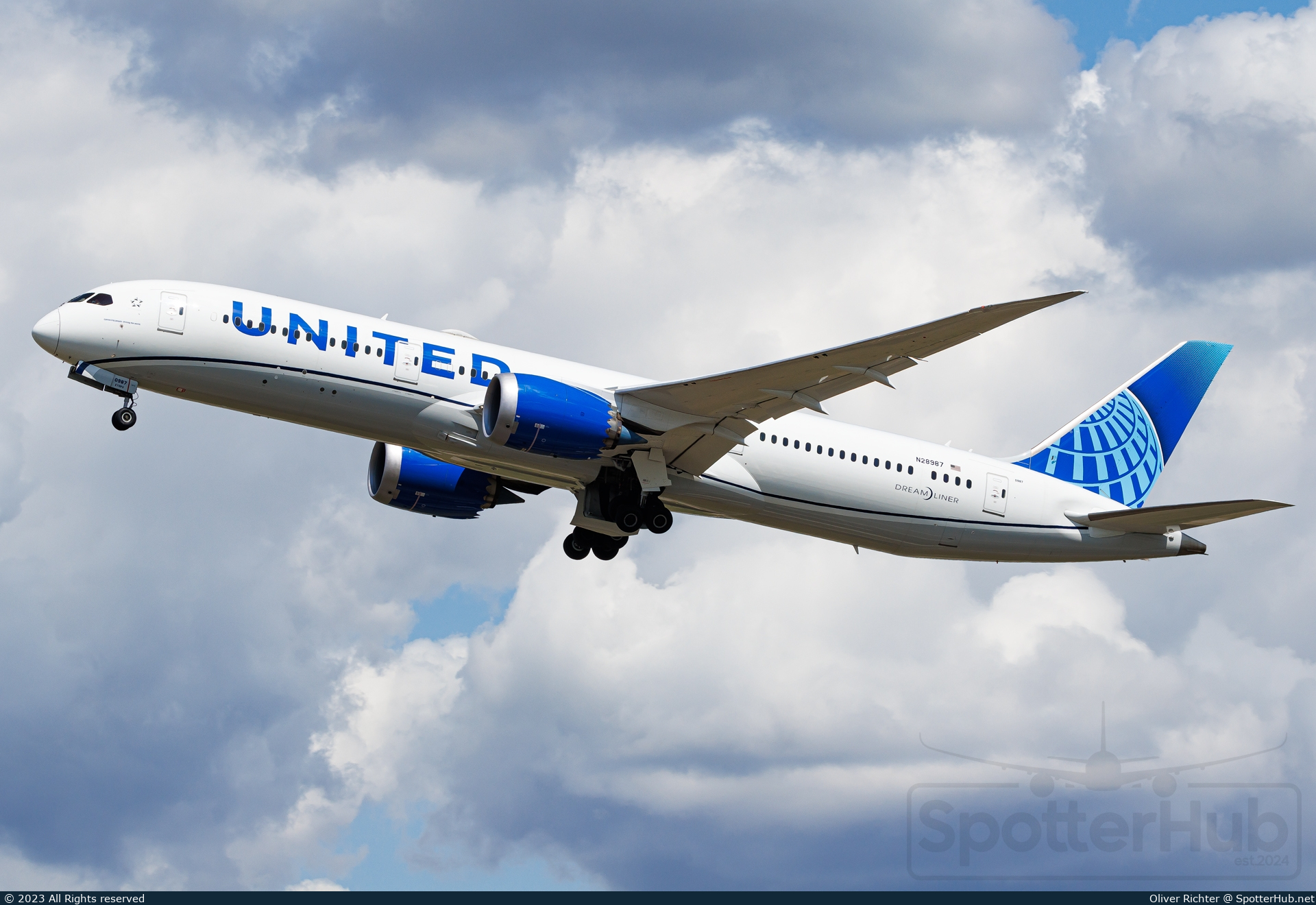 Photo of N28987 - Boeing 787-9 Dreamliner operated by United Airlines