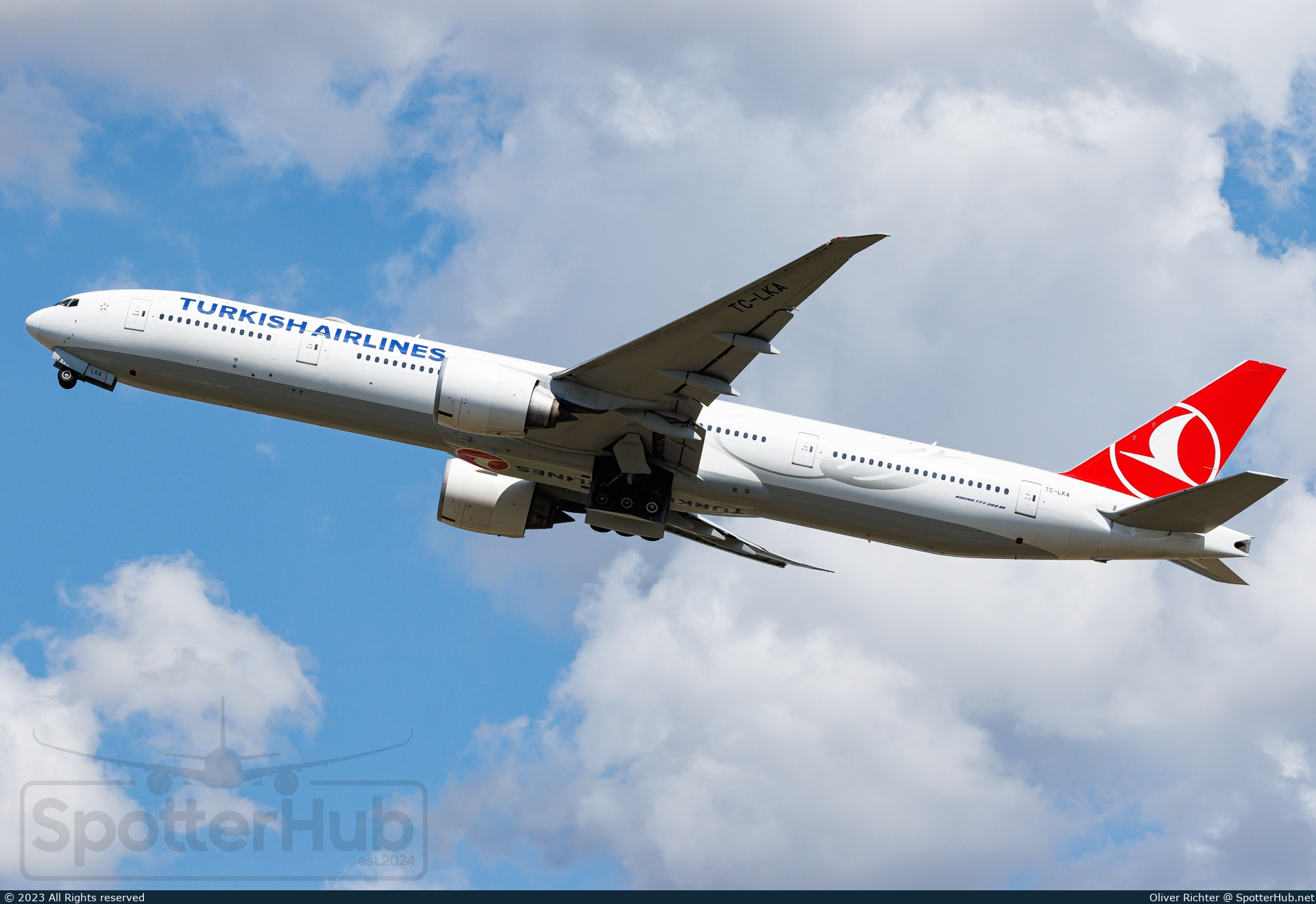 Photo of TC-LKA - Boeing 777-36N(ER) operated by Turkish Airlines