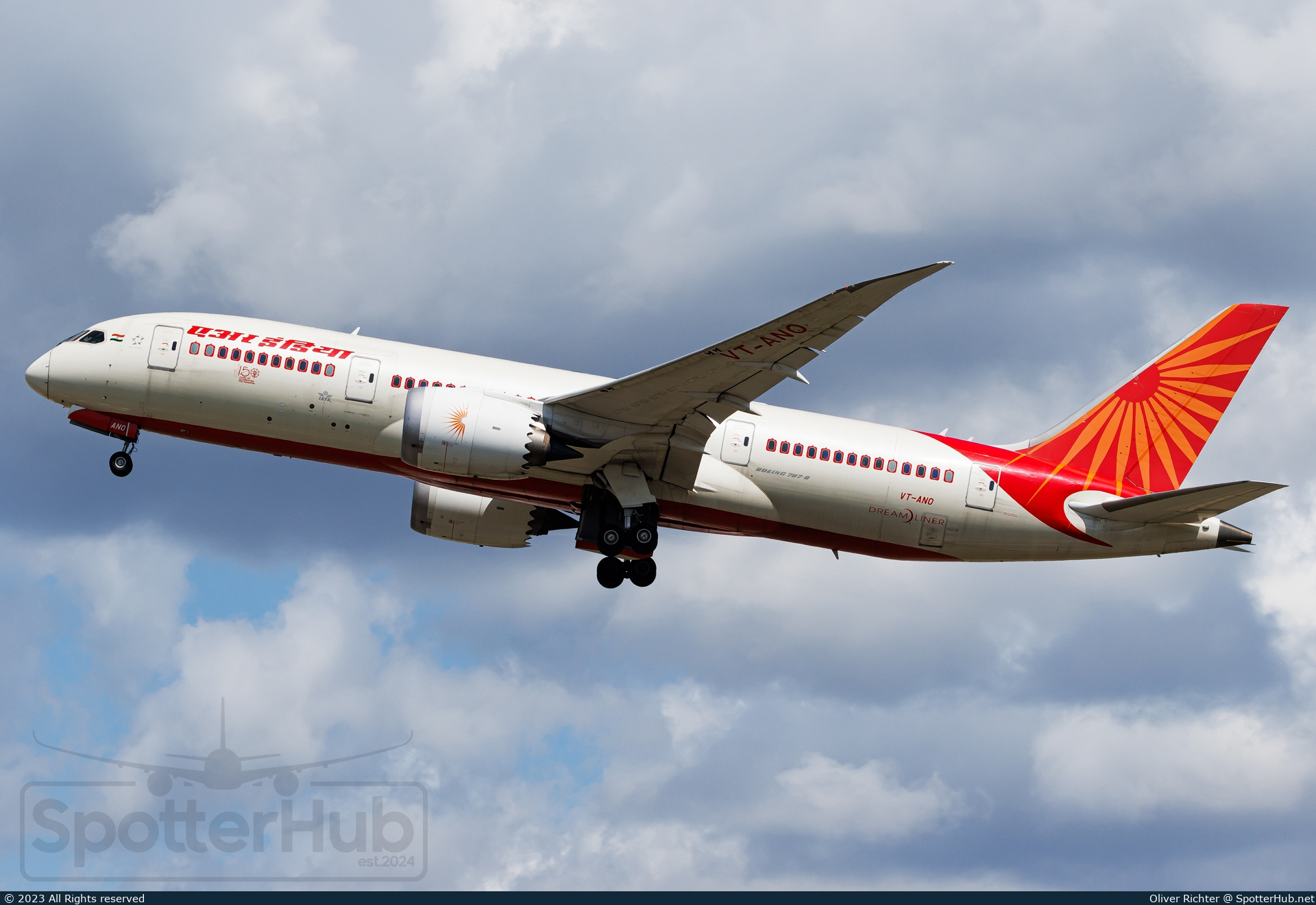 Photo of VT-ANO - Boeing 787-8 Dreamliner operated by Air India