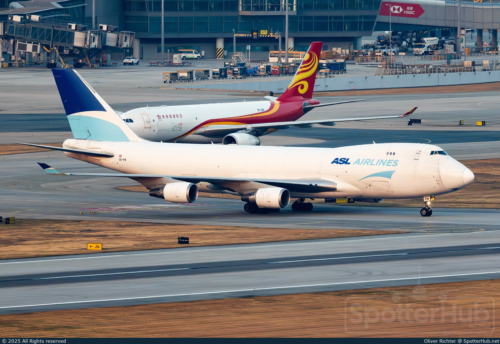 Photo of OE-IFM - Boeing 747-4KZF operated by ASL Airlines Belgium