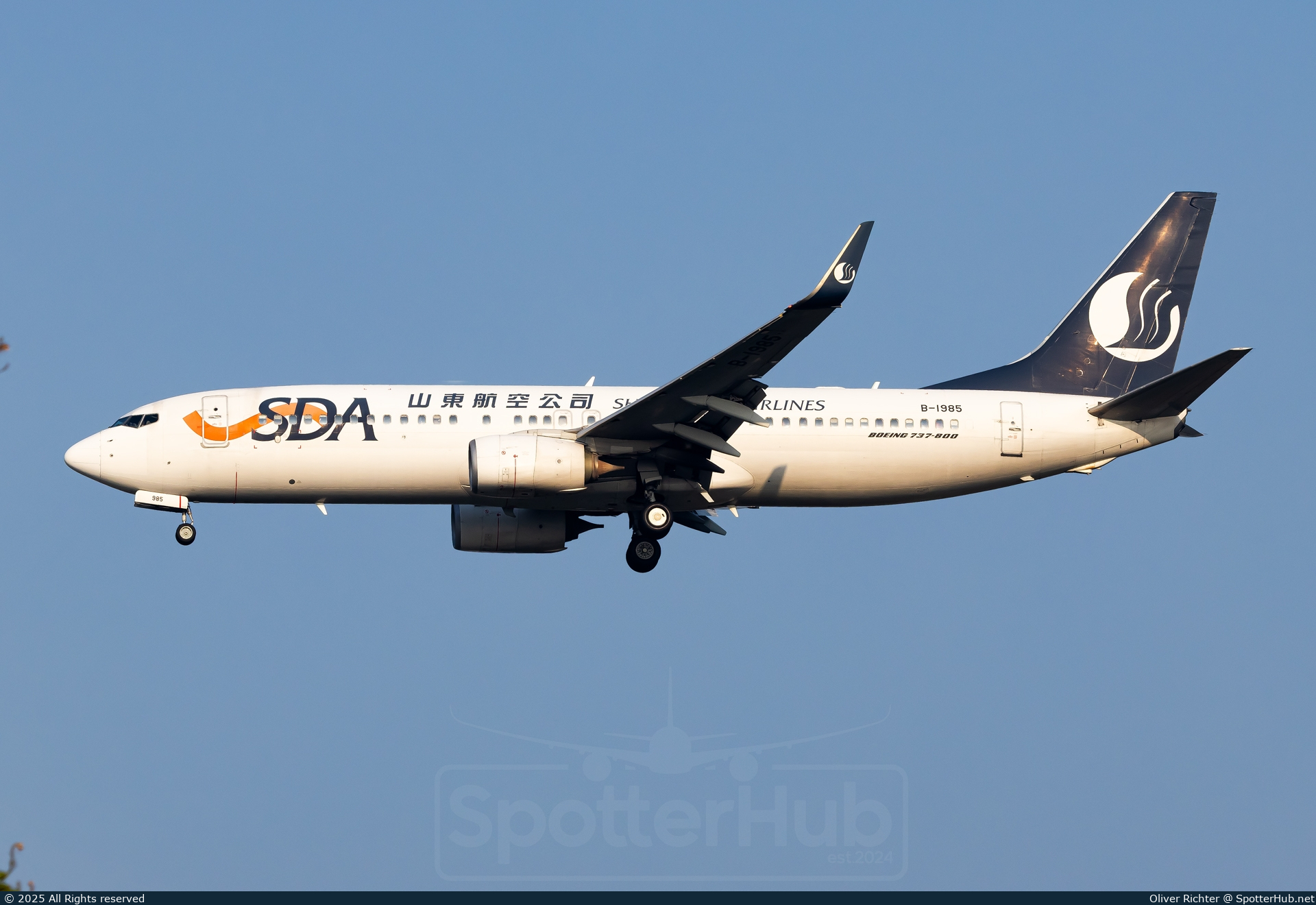 Photo of B-1985 - Boeing 737-85N operated by Shandong Airlines