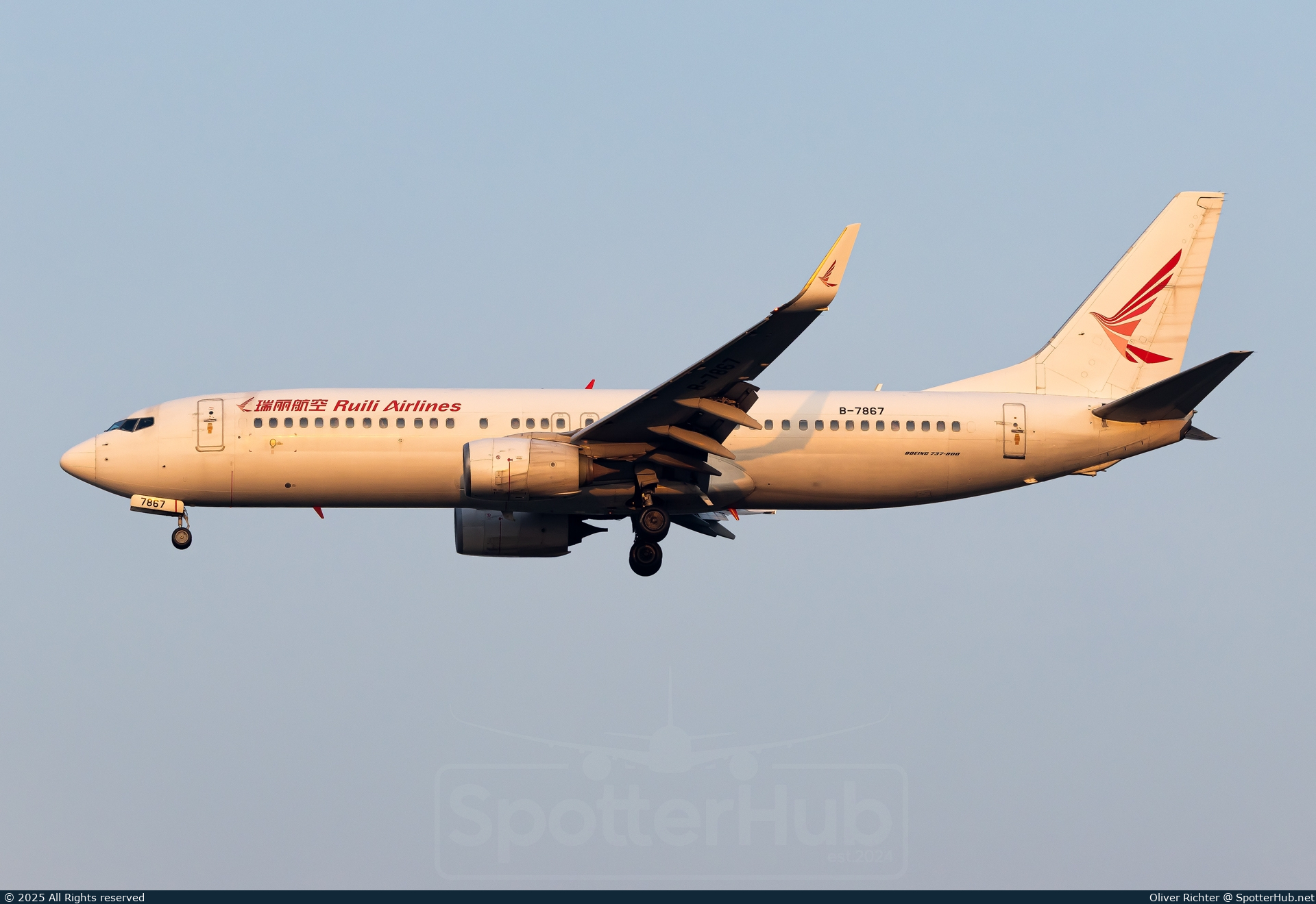 Photo of B-7867 - Boeing 737-86J operated by Ruili Airlines