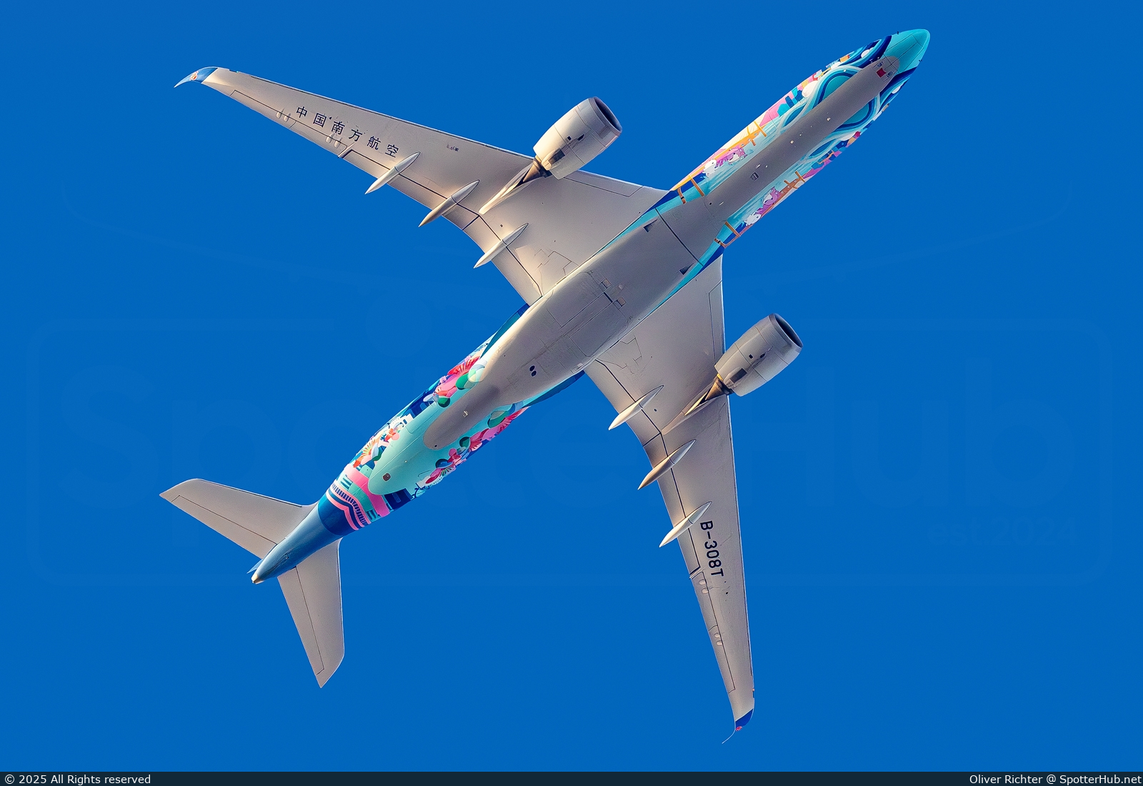 Photo of B-308T - Airbus A350-941 operated by China Southern Airlines