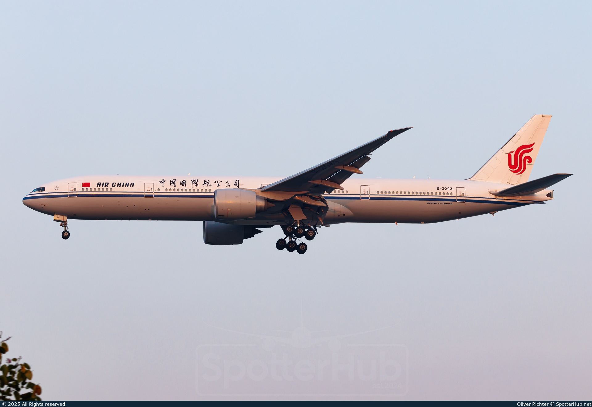 Photo of B-2043 - Boeing 777-39L(ER) operated by Air China