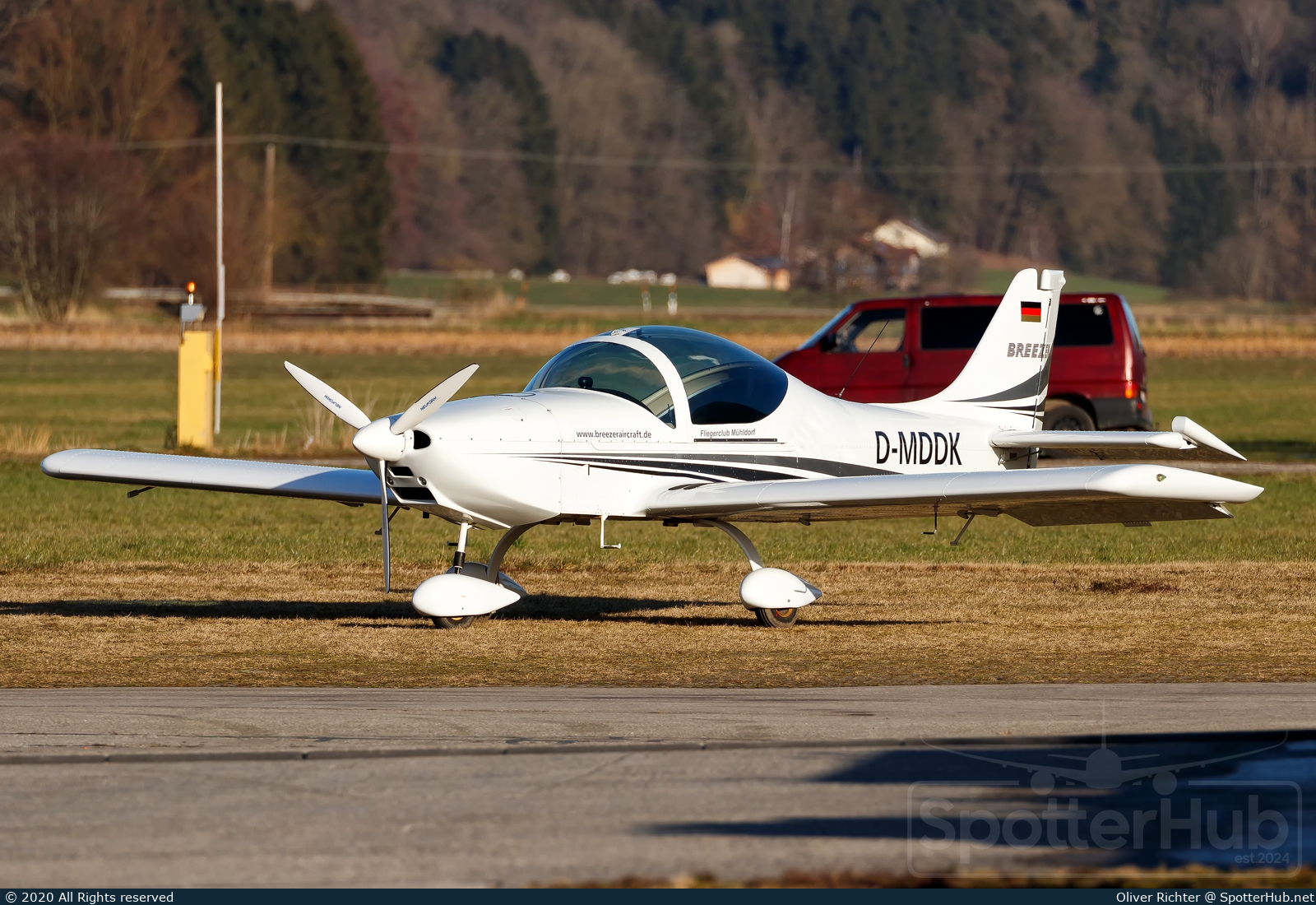 Photo of D-MDDK - Breezer B400 operated by Fliegerclub Mühldorf