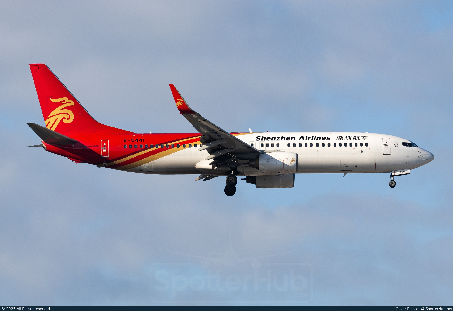 Photo of B-5441 - Boeing 737-87L operated by Shenzhen Airlines