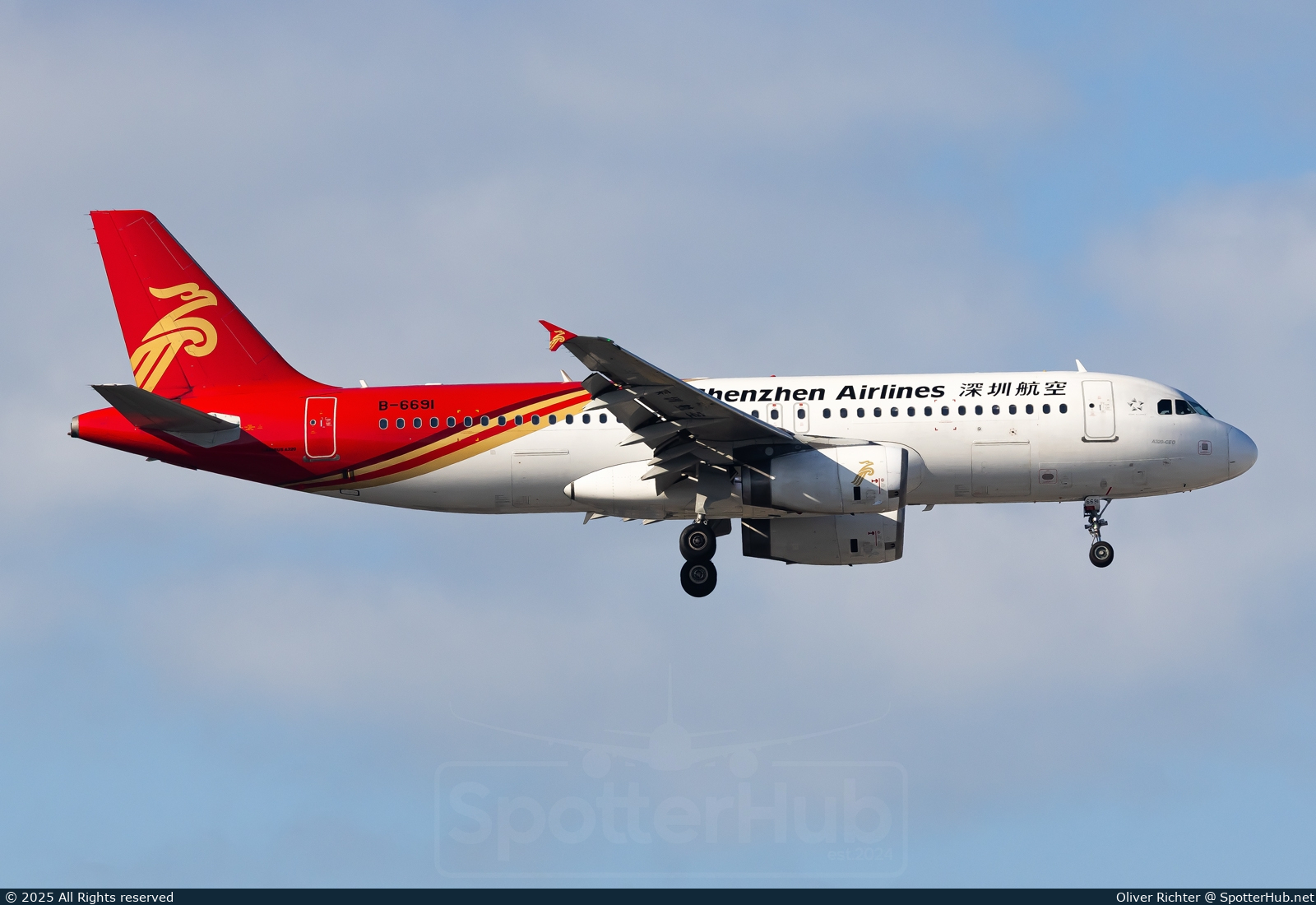 Photo of B-6691 - Airbus A320-232 operated by Shenzhen Airlines