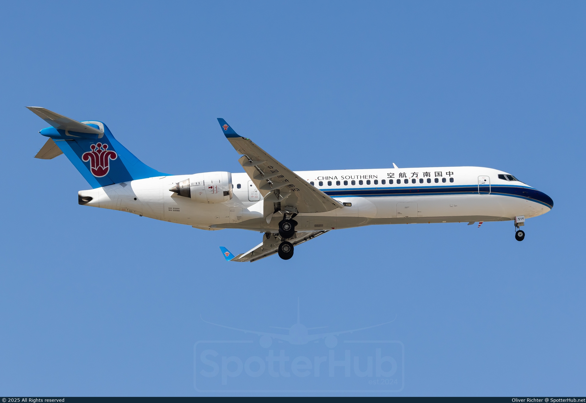 Photo of B-651Y - COMAC C909 operated by China Southern Airlines