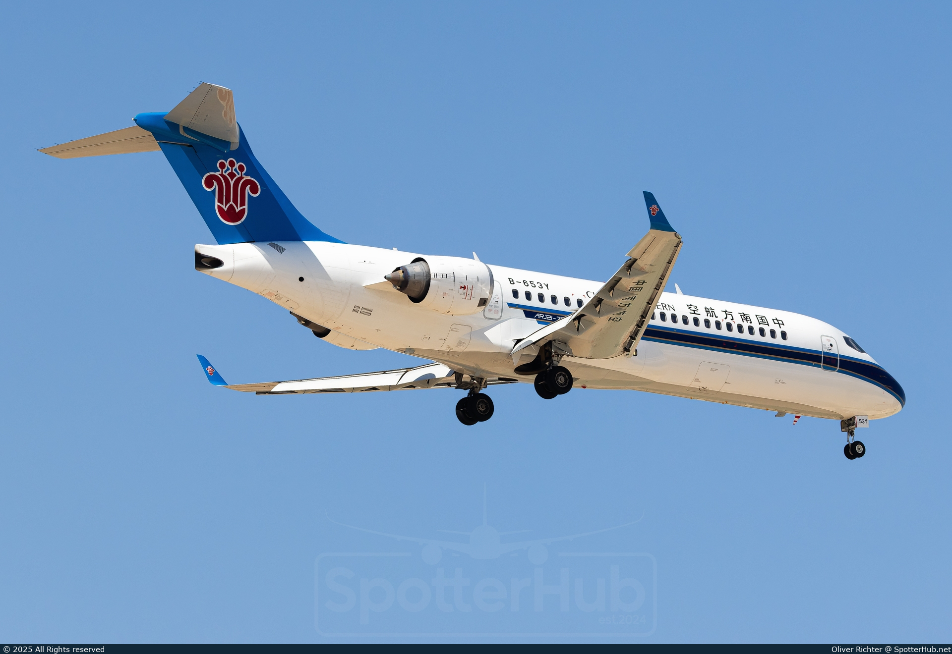 Photo of B-653Y - COMAC C909 operated by China Southern Airlines