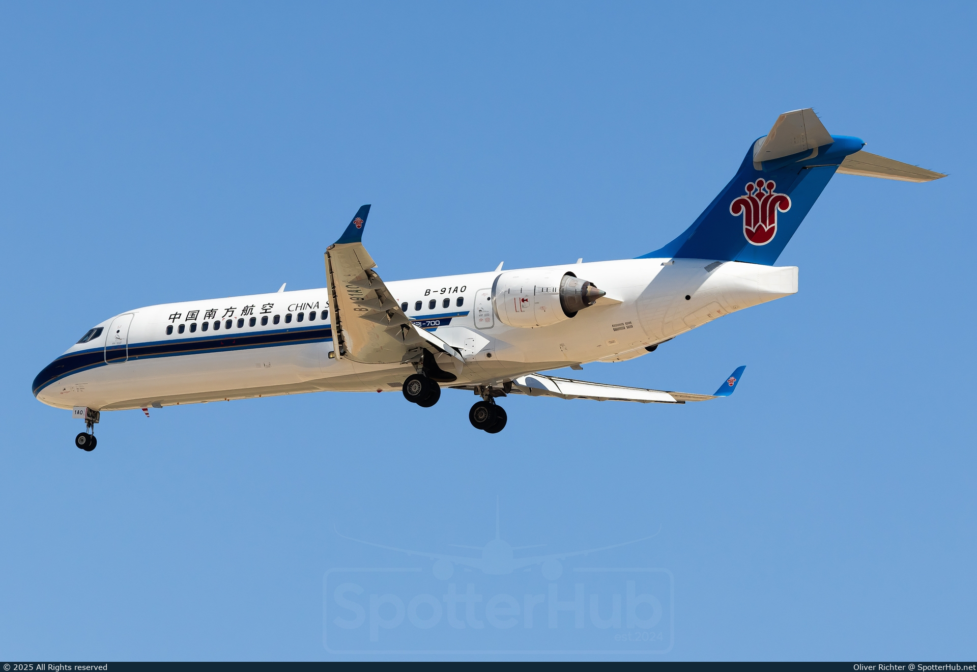 Photo of B-91A0 - COMAC C909 operated by China Southern Airlines