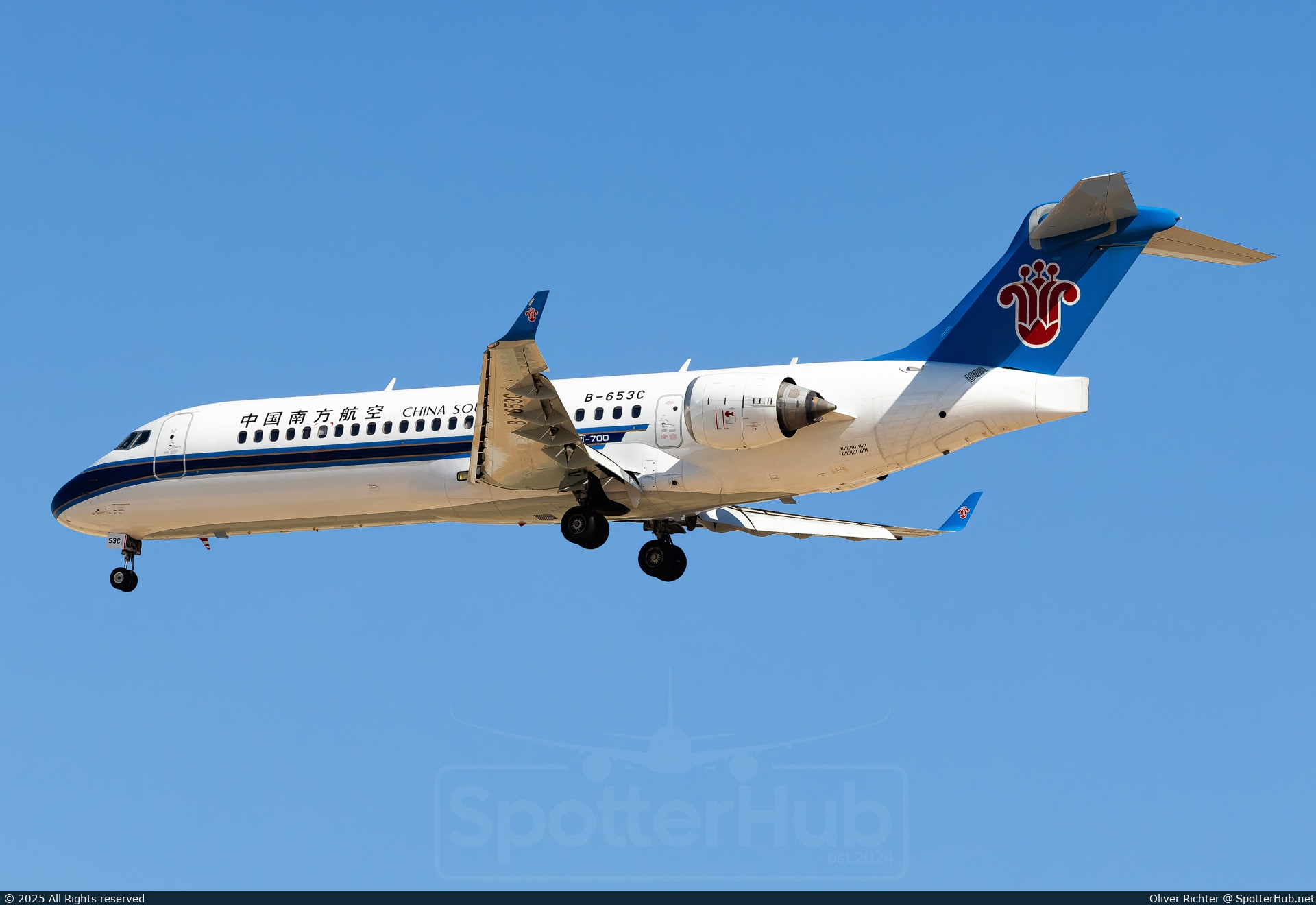 Photo of B-653C - COMAC C909 operated by China Southern Airlines