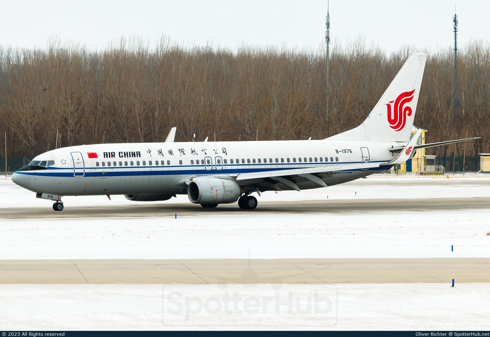 Photo of B-1976 - Boeing 737-89L operated by Air China