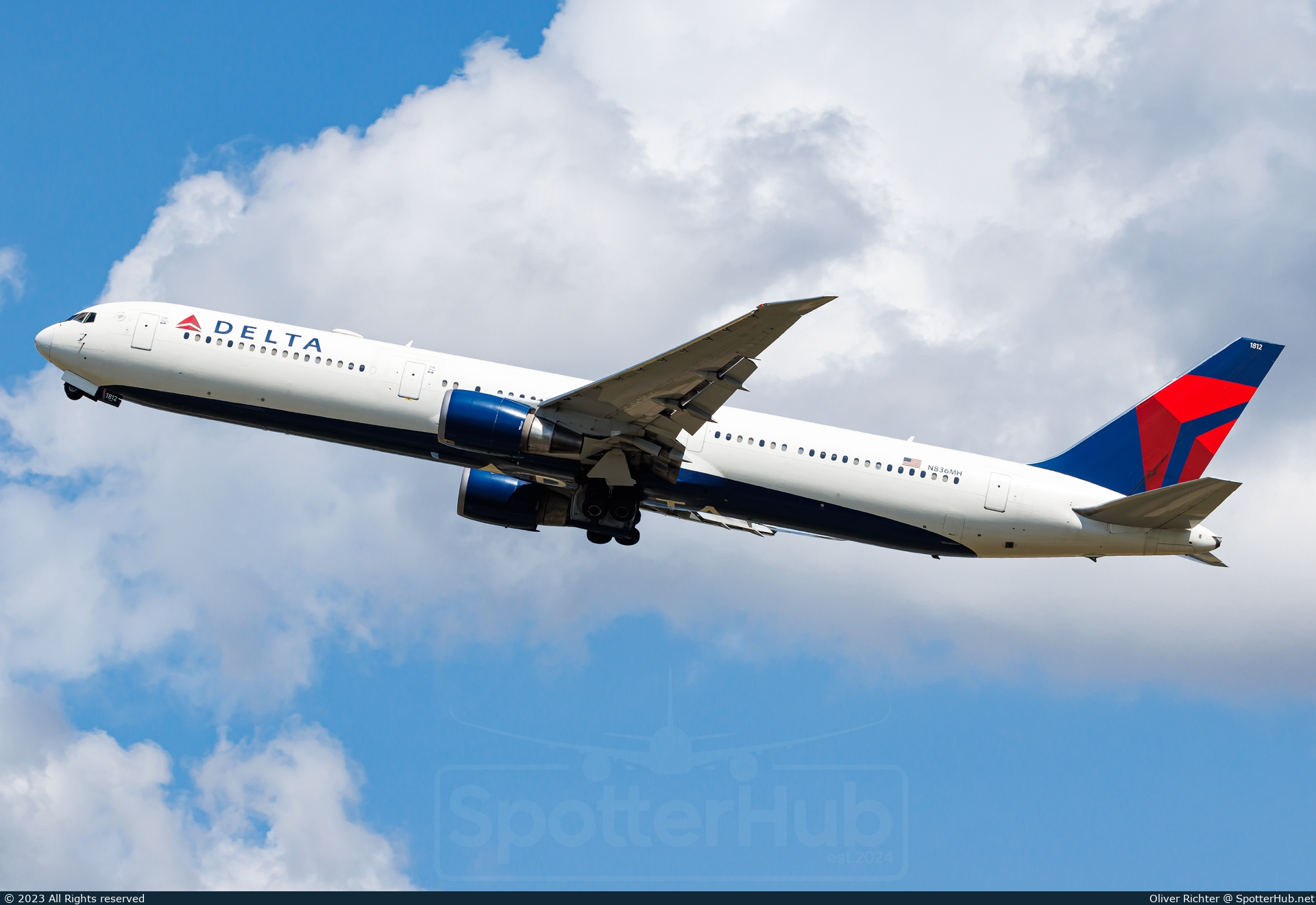 Photo of N836MH - Boeing 767-432(ER) operated by Delta Air Lines