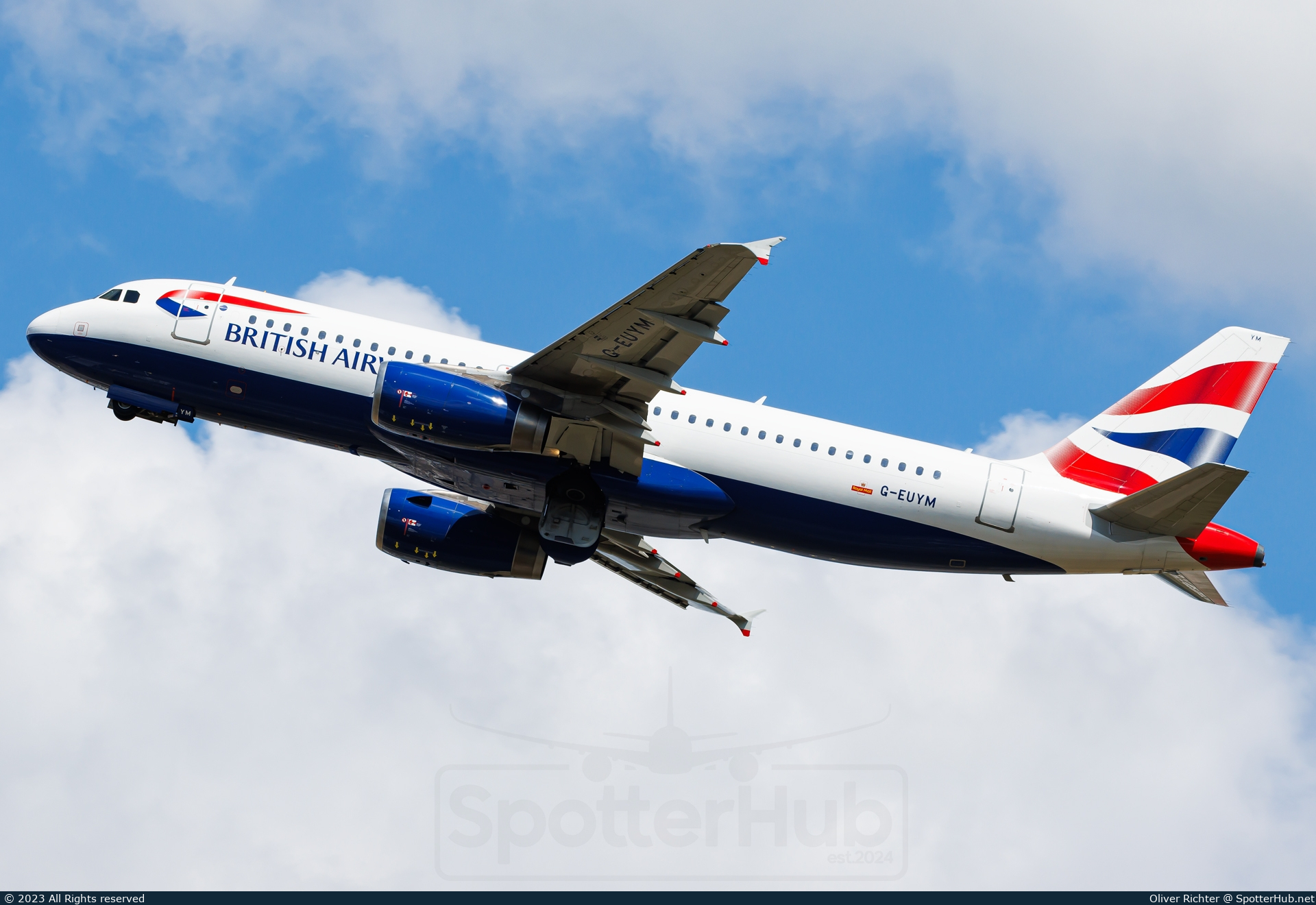 Photo of G-EUYM - Airbus A320-232 operated by British Airways