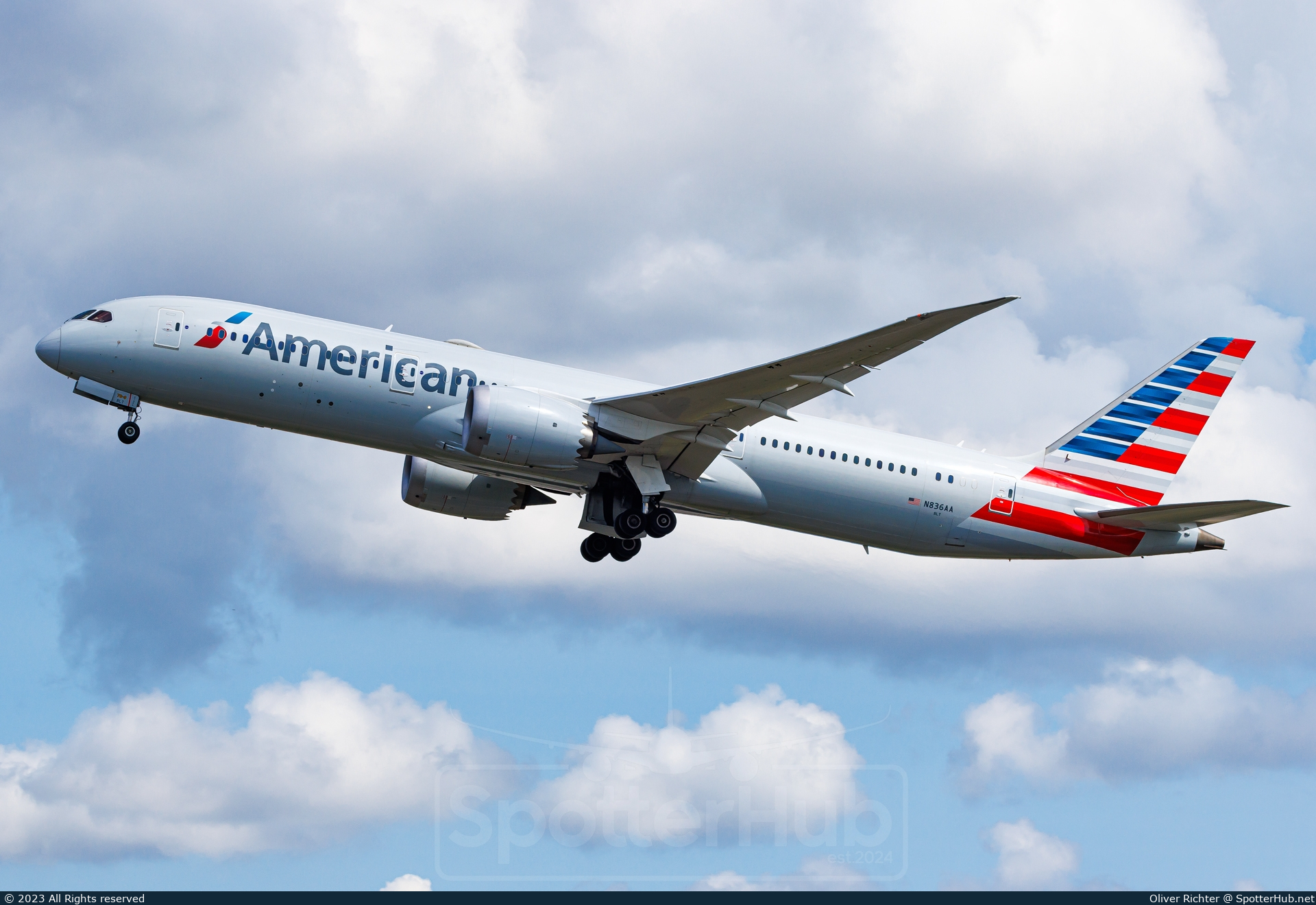 Photo of N836AA - Boeing 787-9 Dreamliner operated by American Airlines
