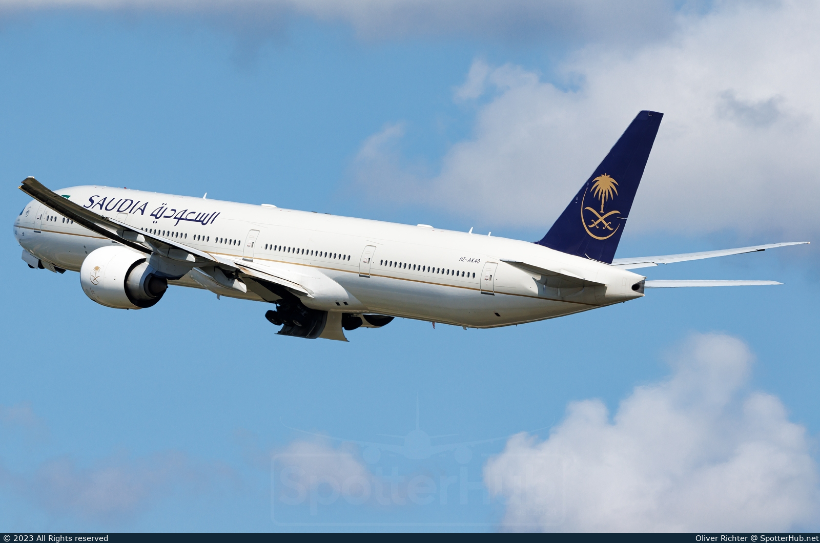 Photo of HZ-AK40 - Boeing 777-3FG(ER) operated by Saudia