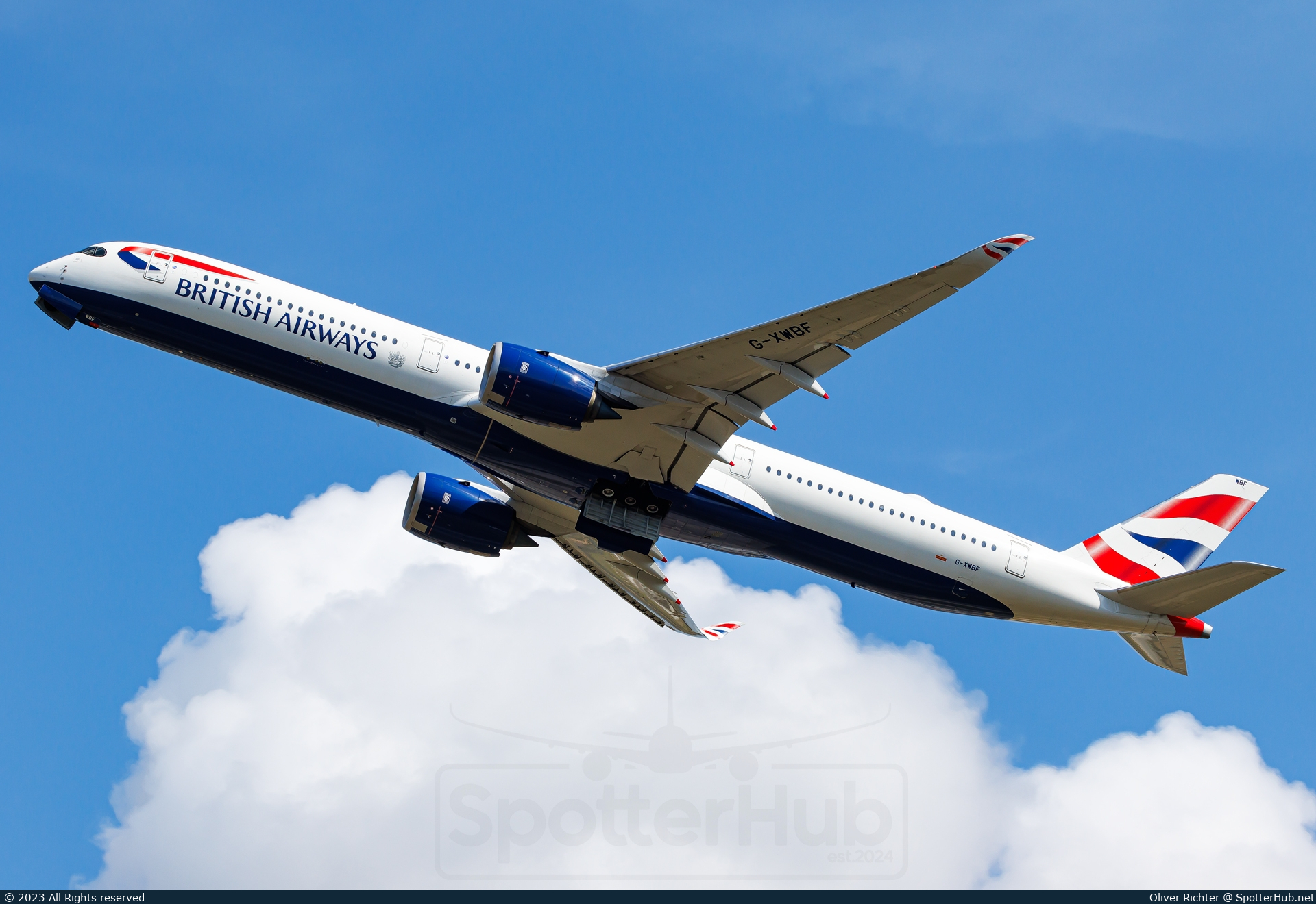 Photo of G-XWBF - Airbus A350-1041 operated by British Airways