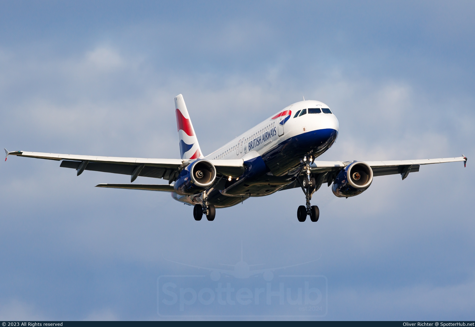 Photo of G-EUUS - Airbus A320-232 operated by British Airways