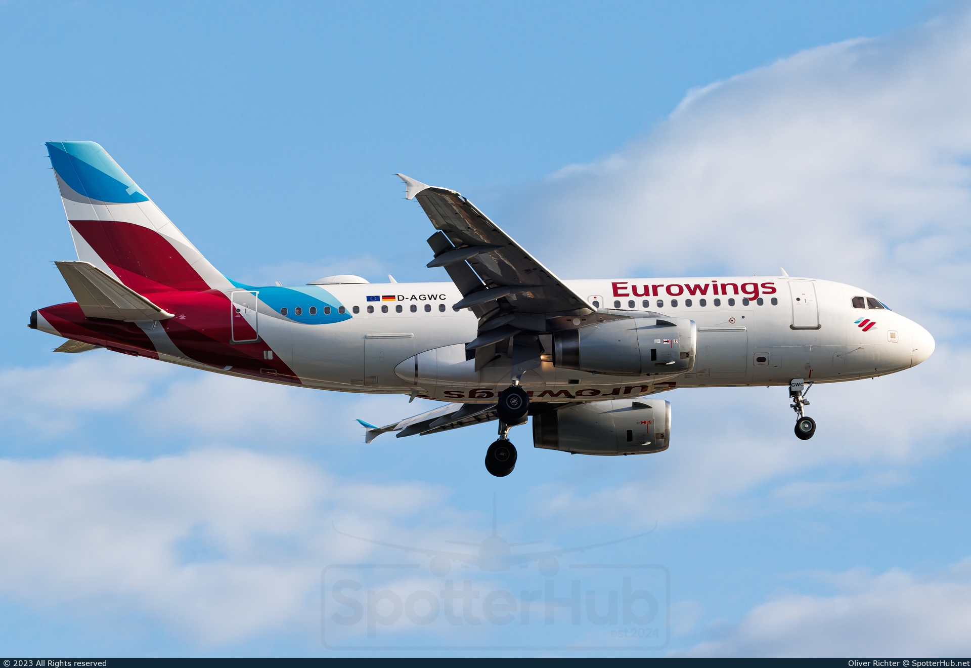 Photo of D-AGWC - Airbus A319-132 operated by Eurowings