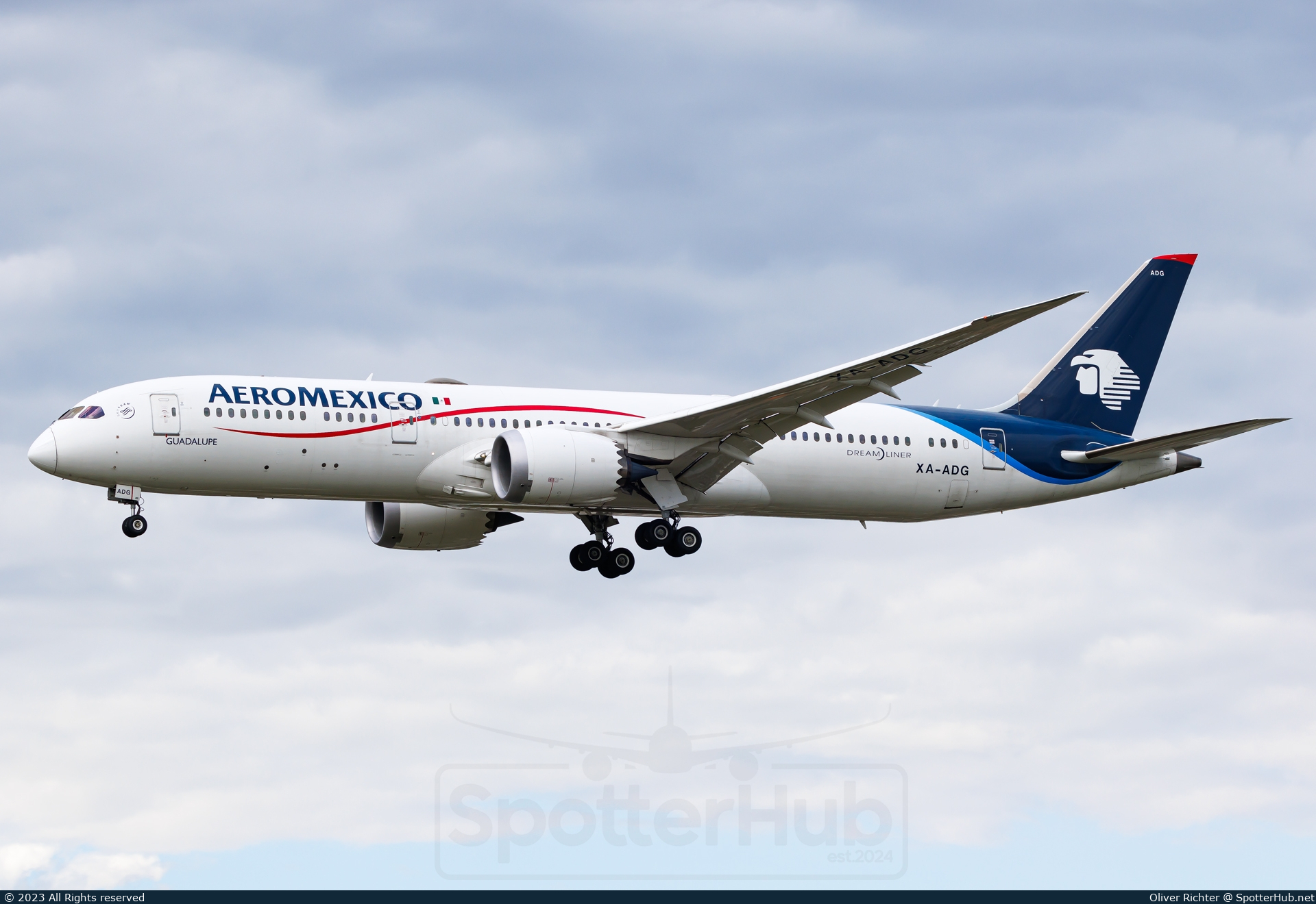 Photo of XA-ADG - Boeing 787-9 Dreamliner operated by Aeroméxico