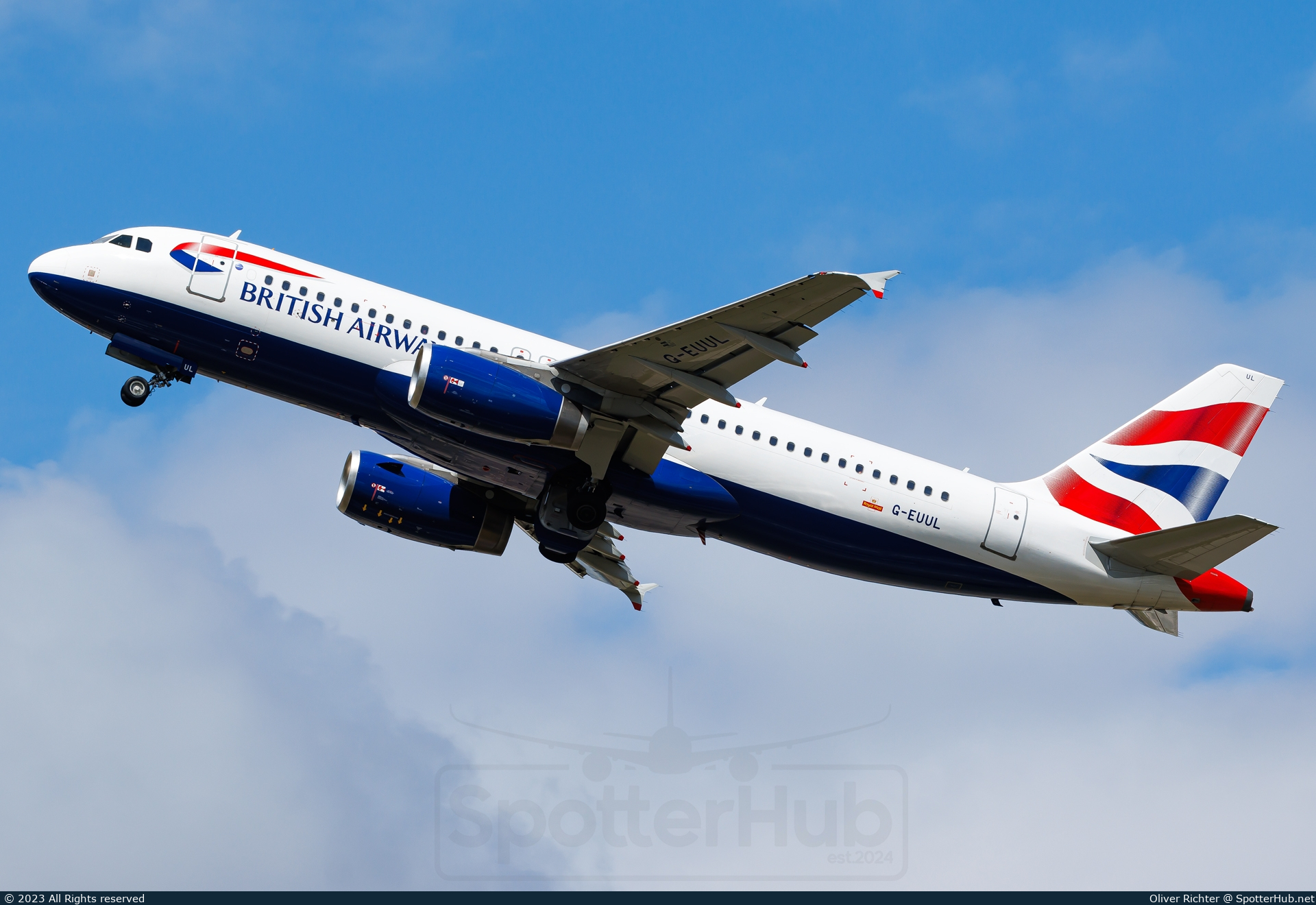 Photo of G-EUUL - Airbus A320-232 operated by British Airways