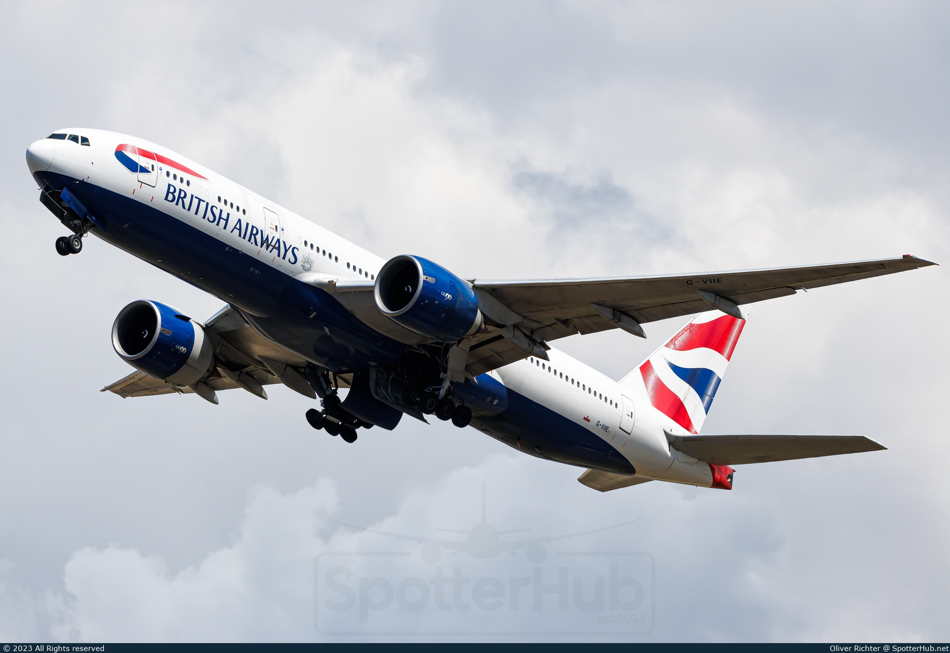 Photo of G-VIIE - Boeing 777-236(ER) operated by British Airways
