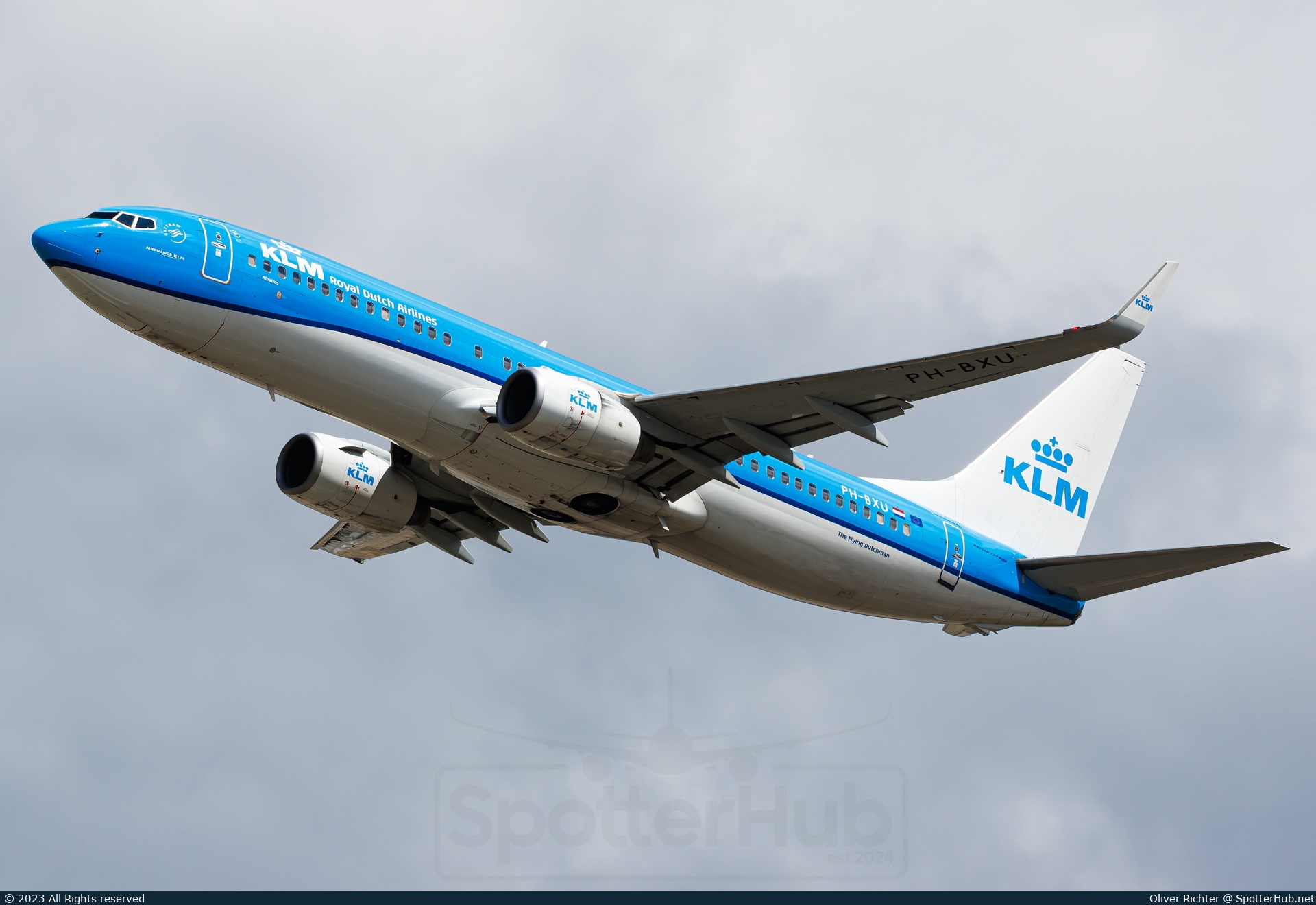 Photo of PH-BXU - Boeing 737-8BK operated by KLM Royal Dutch Airlines