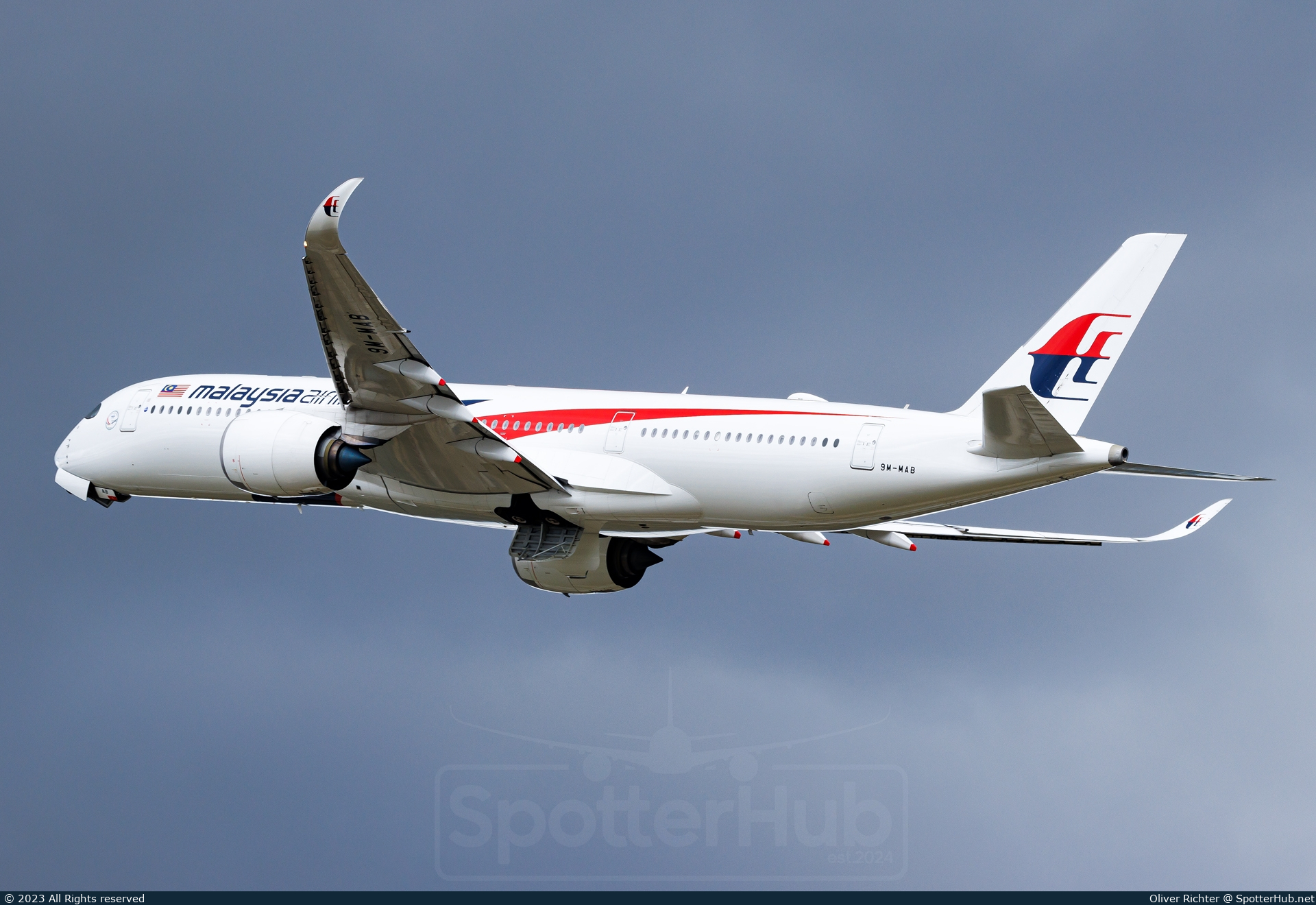 Photo of 9M-MAB - Airbus A350-941 operated by Malaysia Airlines