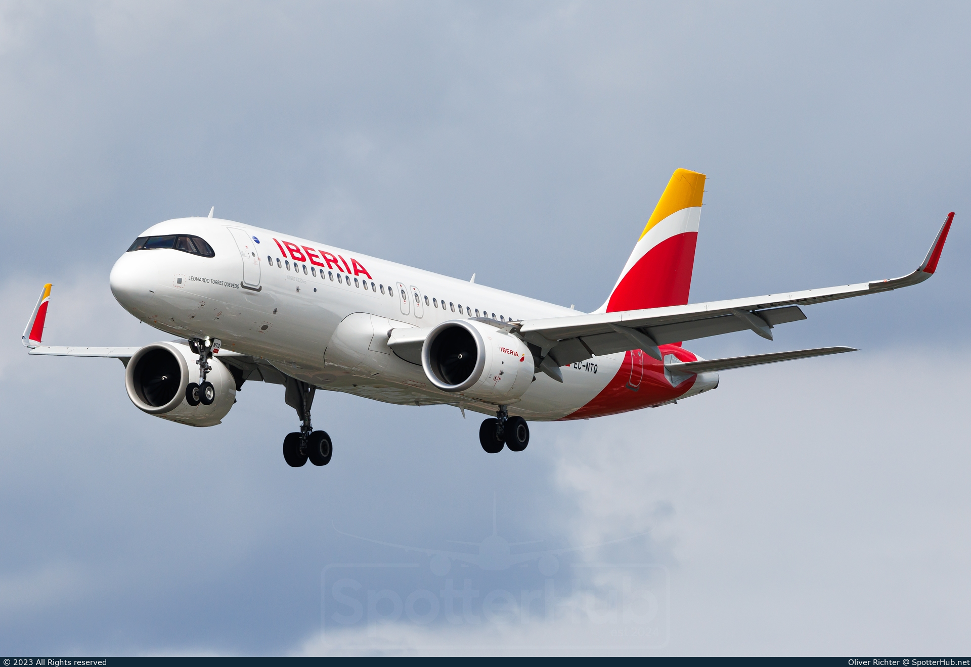 Photo of EC-NTQ - Airbus A320-251N operated by Iberia