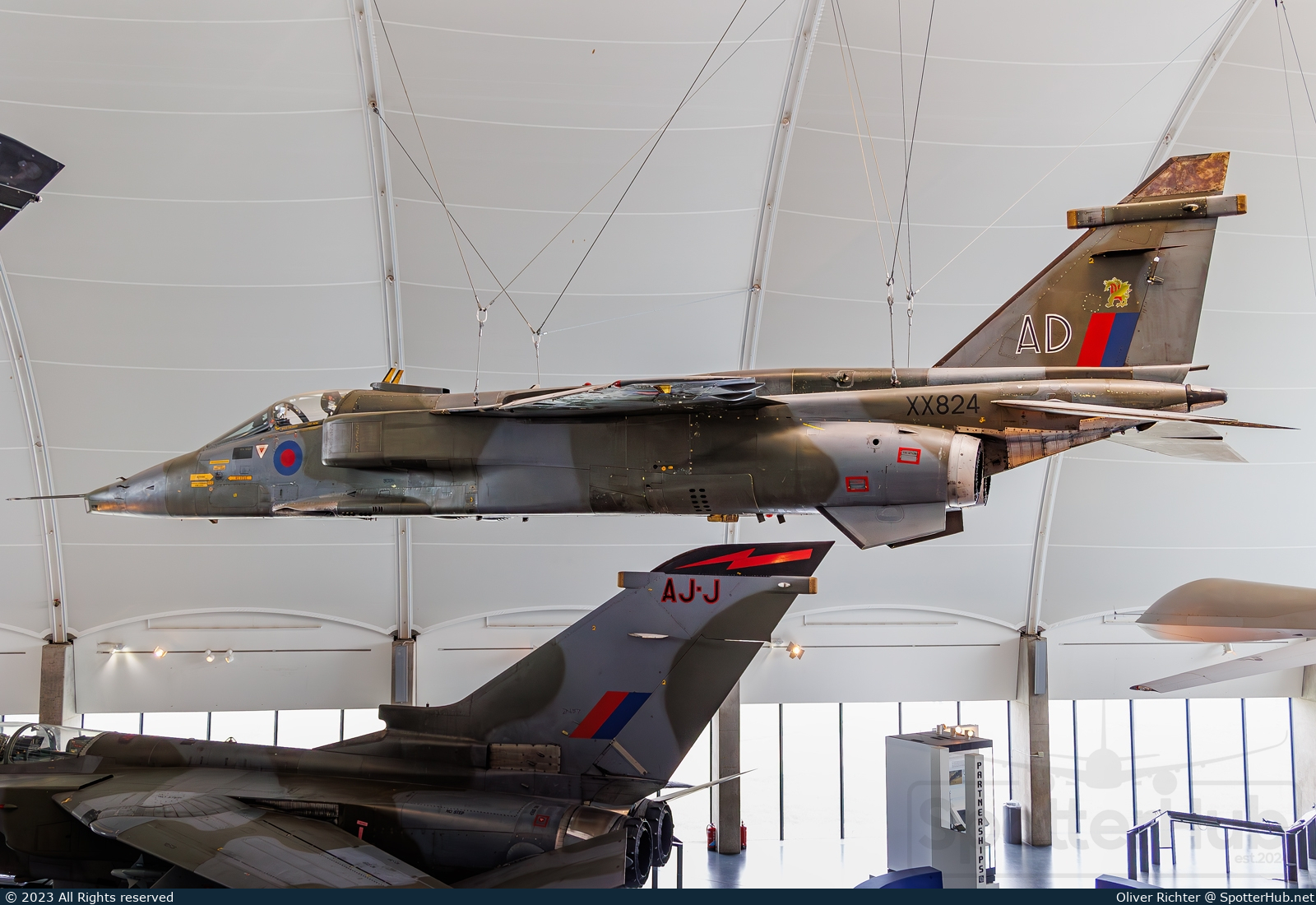 Photo of XX824 - SEPECAT Jaguar GR.1 operated by Royal Air Force