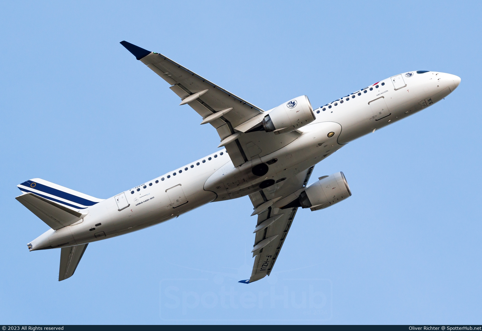 Photo of F-HZUI - Airbus A220-300 operated by Air France