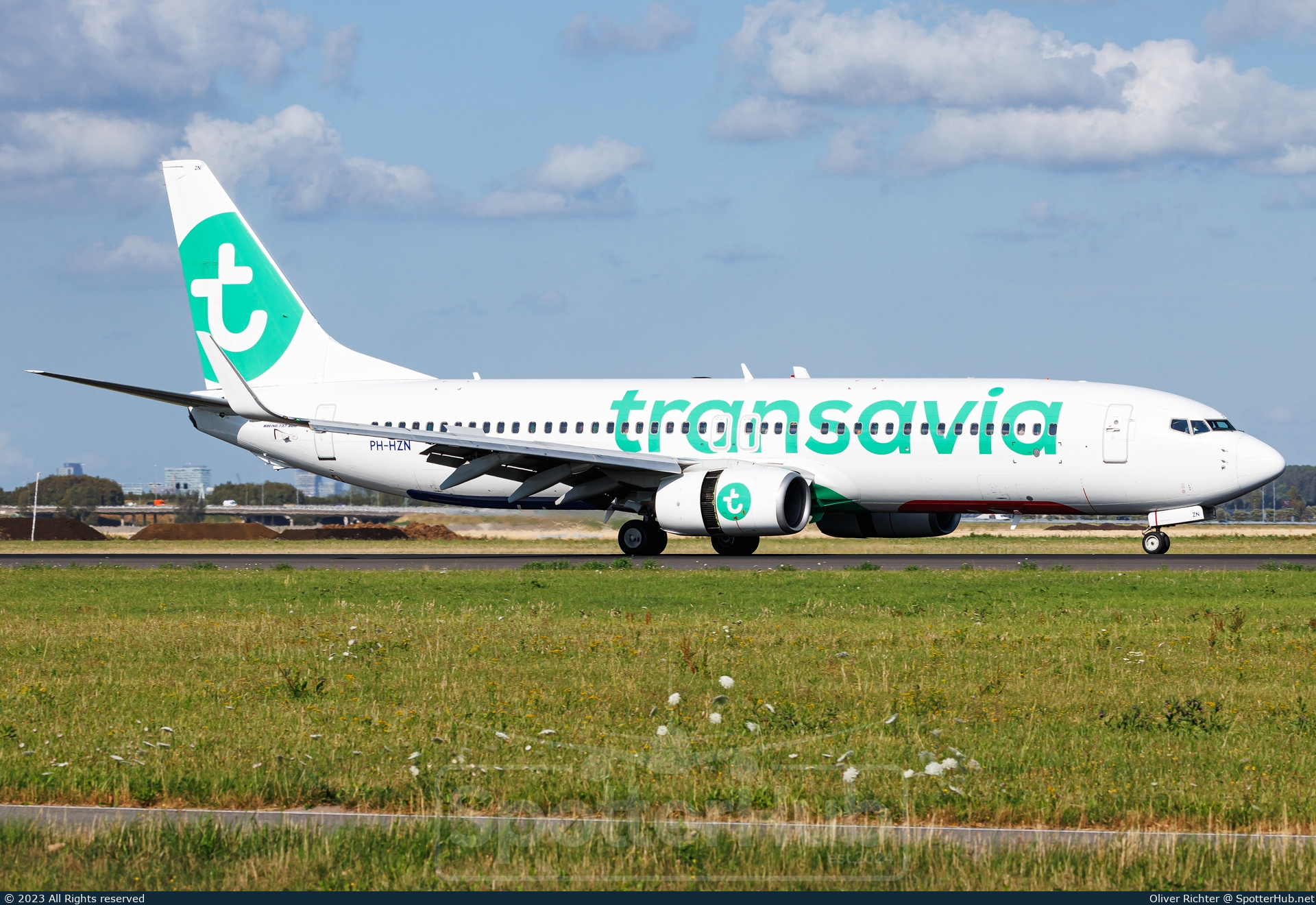 Photo of PH-HZN - Boeing 737-8K2 operated by Transavia