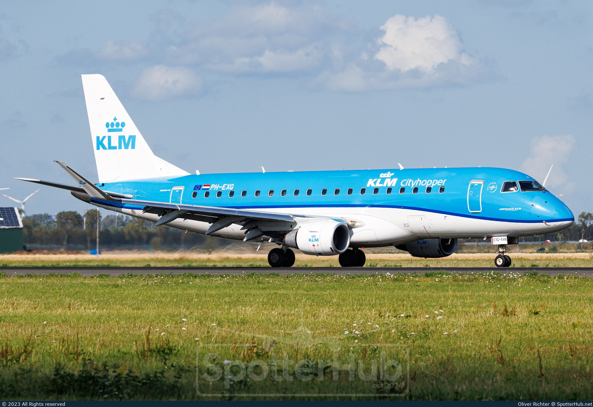 Photo of PH-EXG - Embraer ERJ-175STD operated by KLM Cityhopper