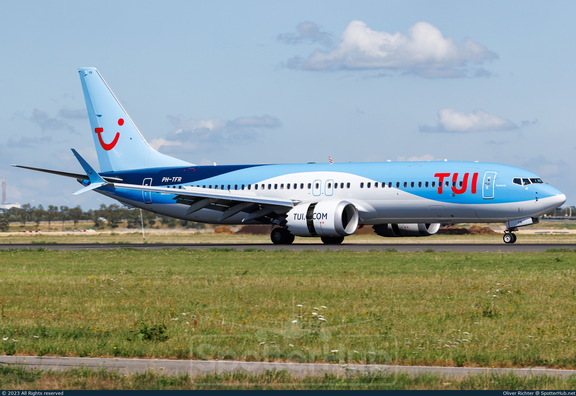 Photo of PH-TFR - Boeing 737 MAX 8 operated by TUI Airlines Nederland