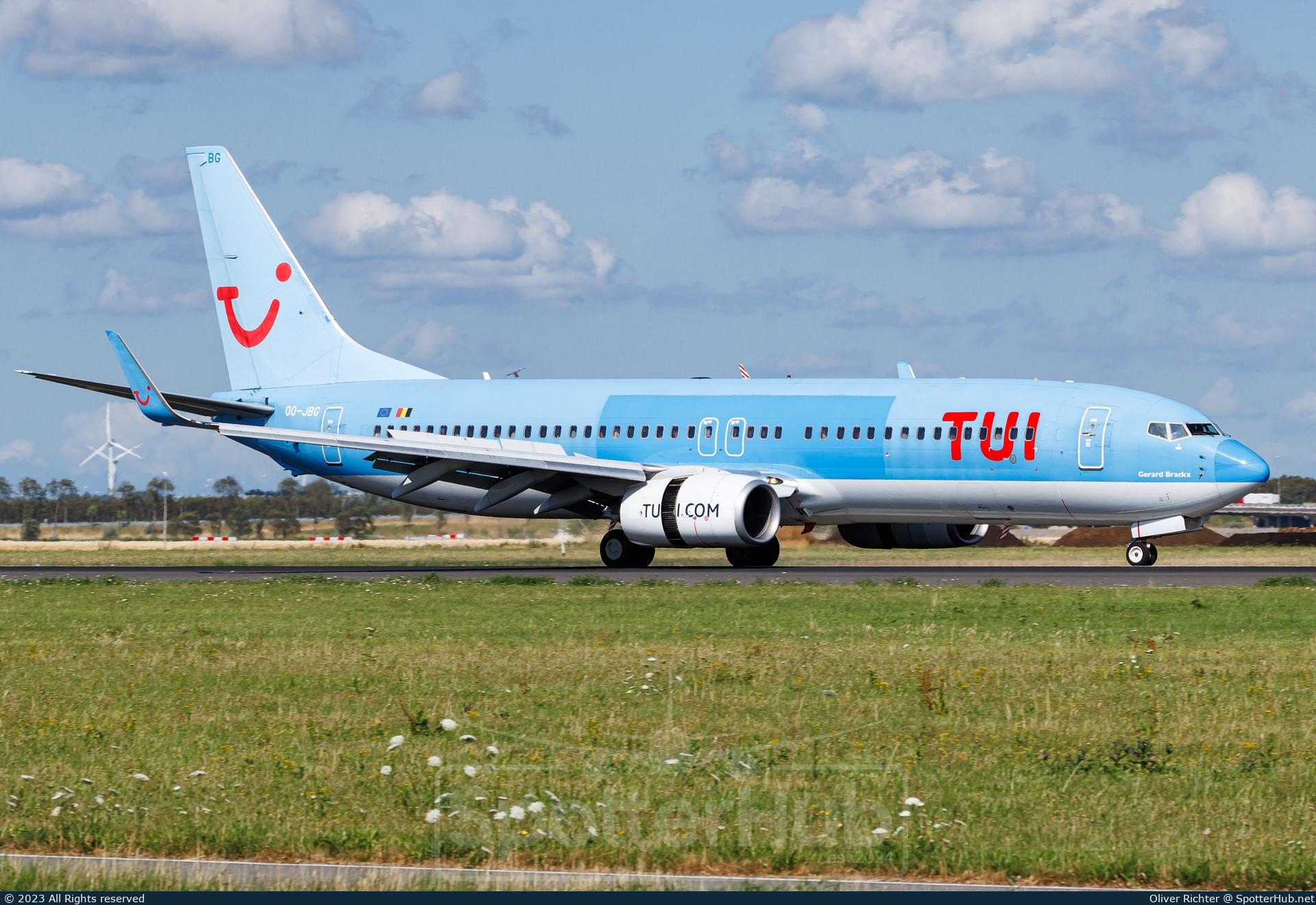 Photo of OO-JBG - Boeing 737-8K5 operated by TUI Airlines Belgium